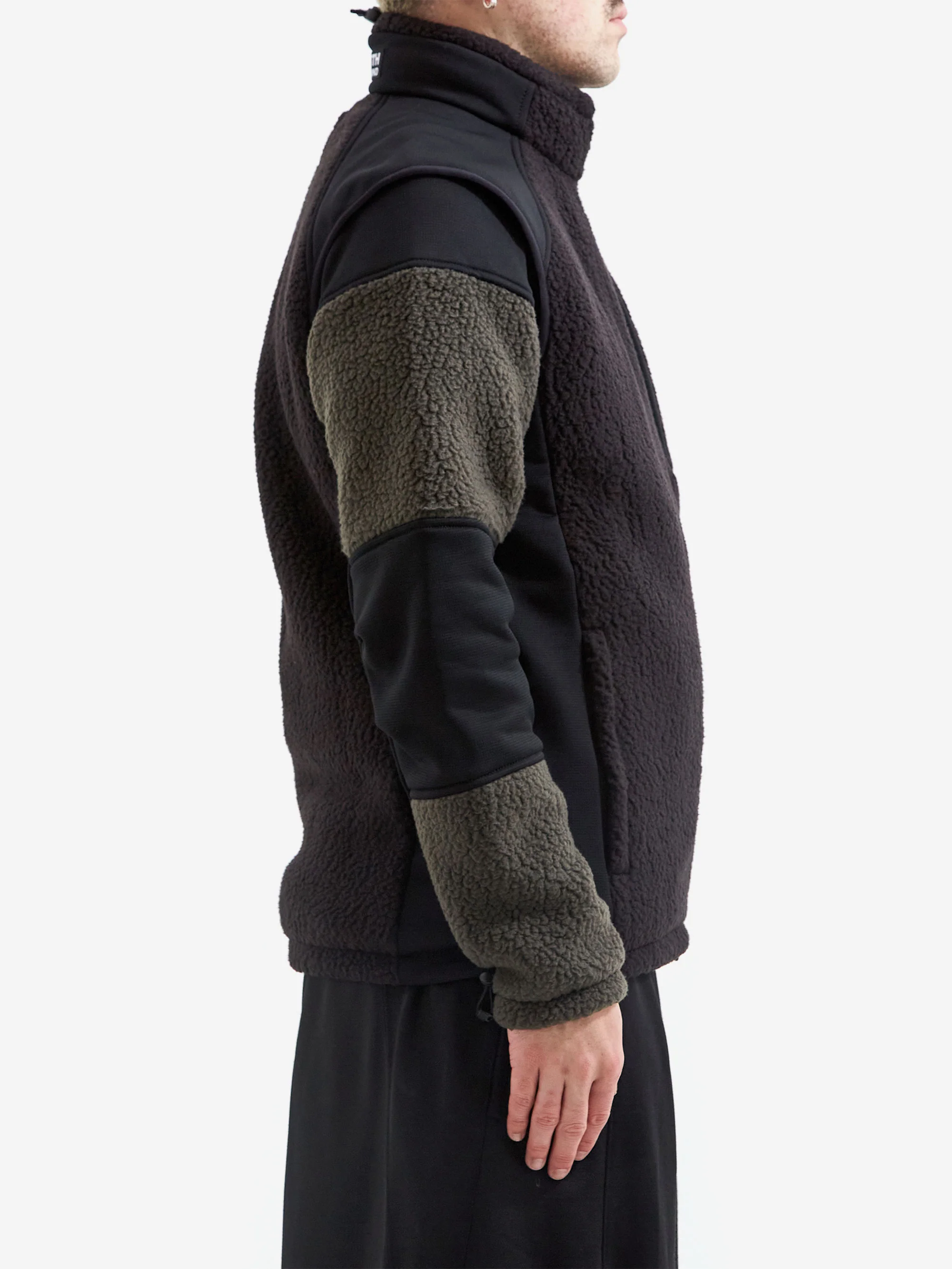 66° North Tindur Sherling Vest - Black - Image 5