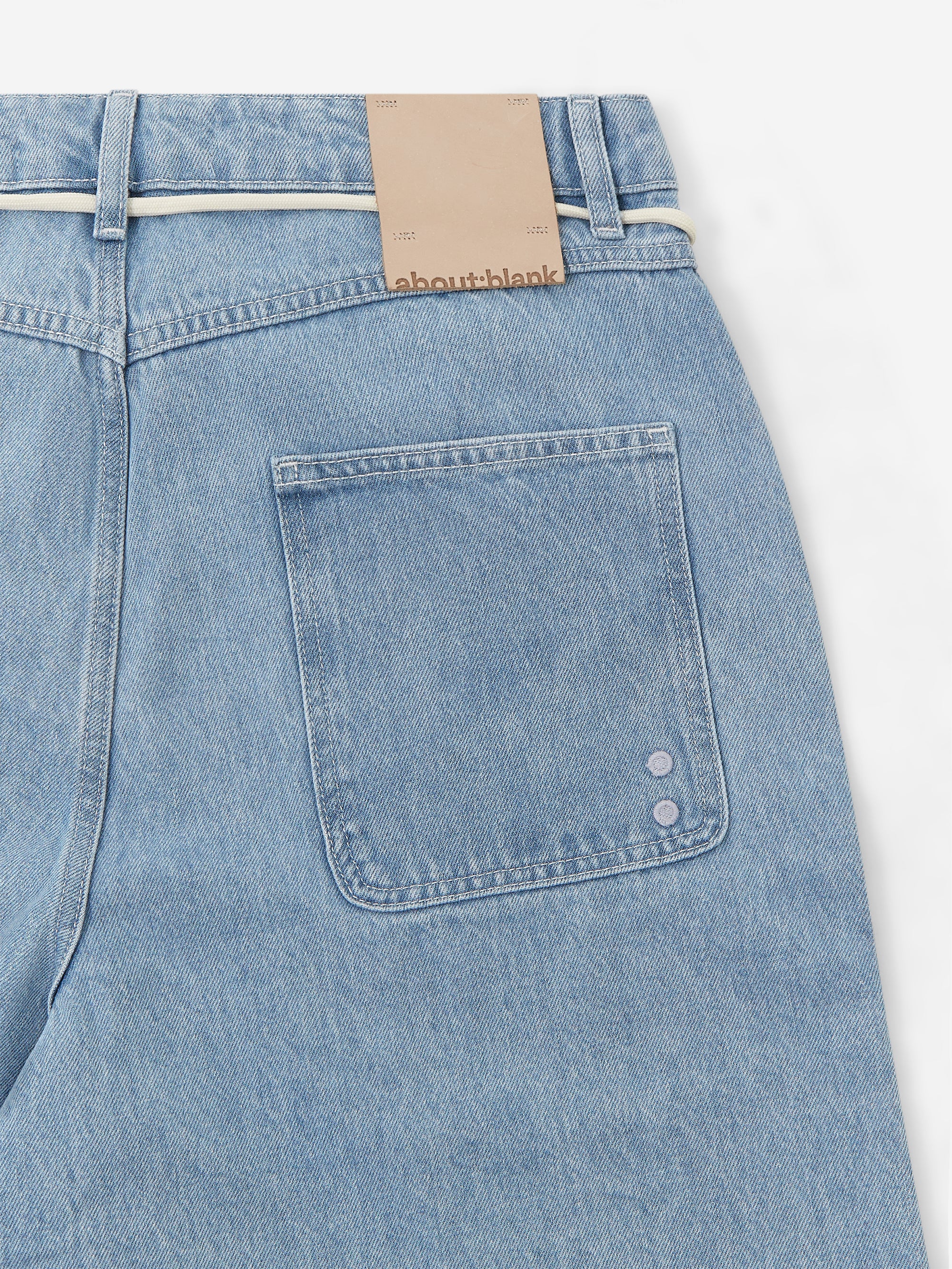 about:blank Wide denim Short - Light Wash Blue - Image 4