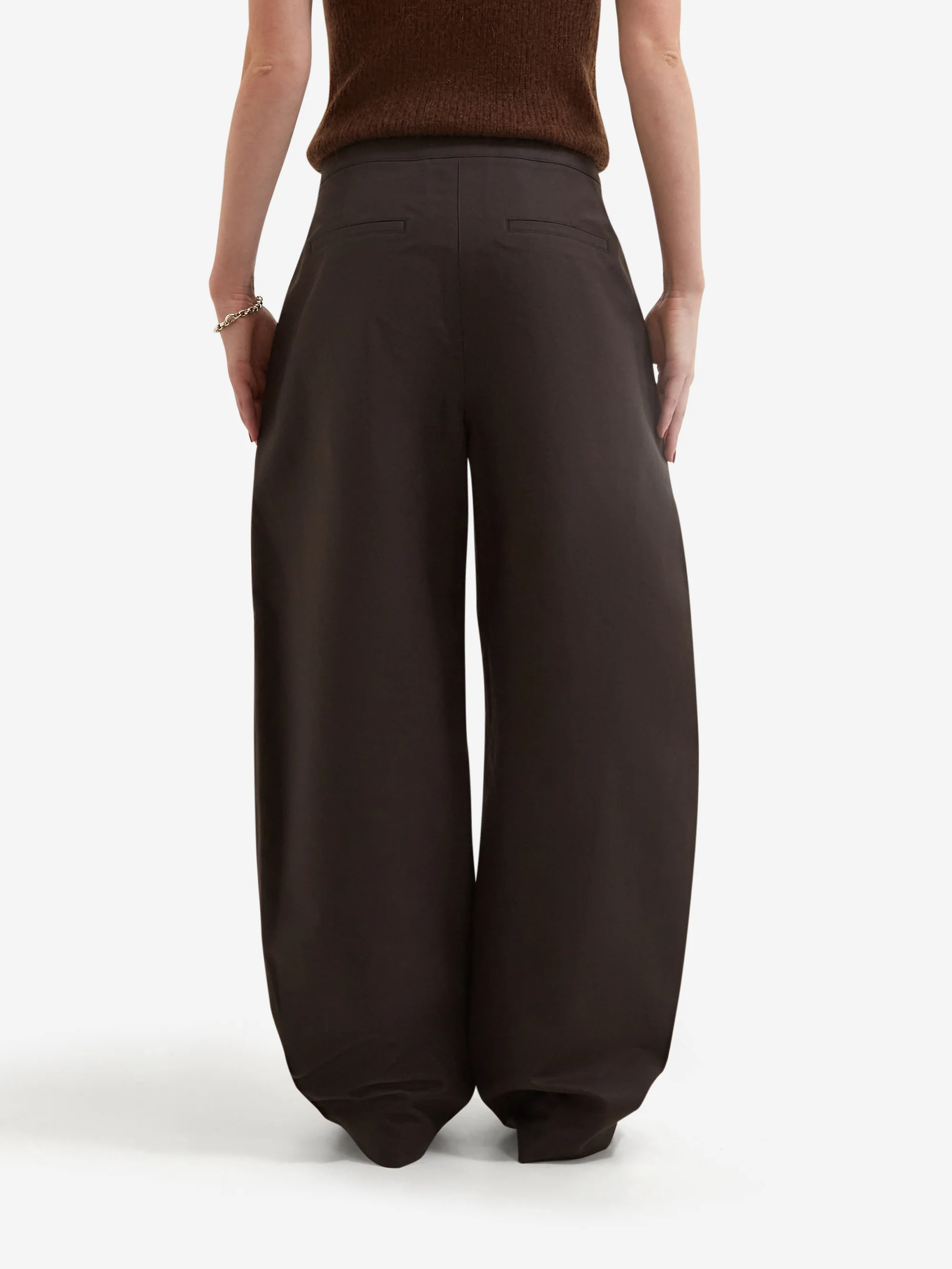 AMOMENTO Curved Long Pants - Charcoal - Image 3