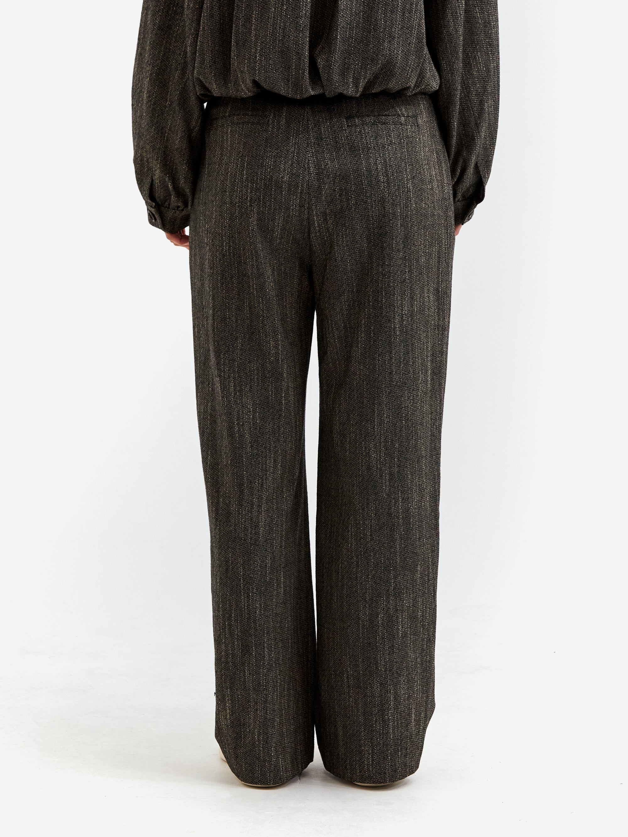 AMOMENTO Wool Two Tuck Wrap Pants - Charcoal - Image 3
