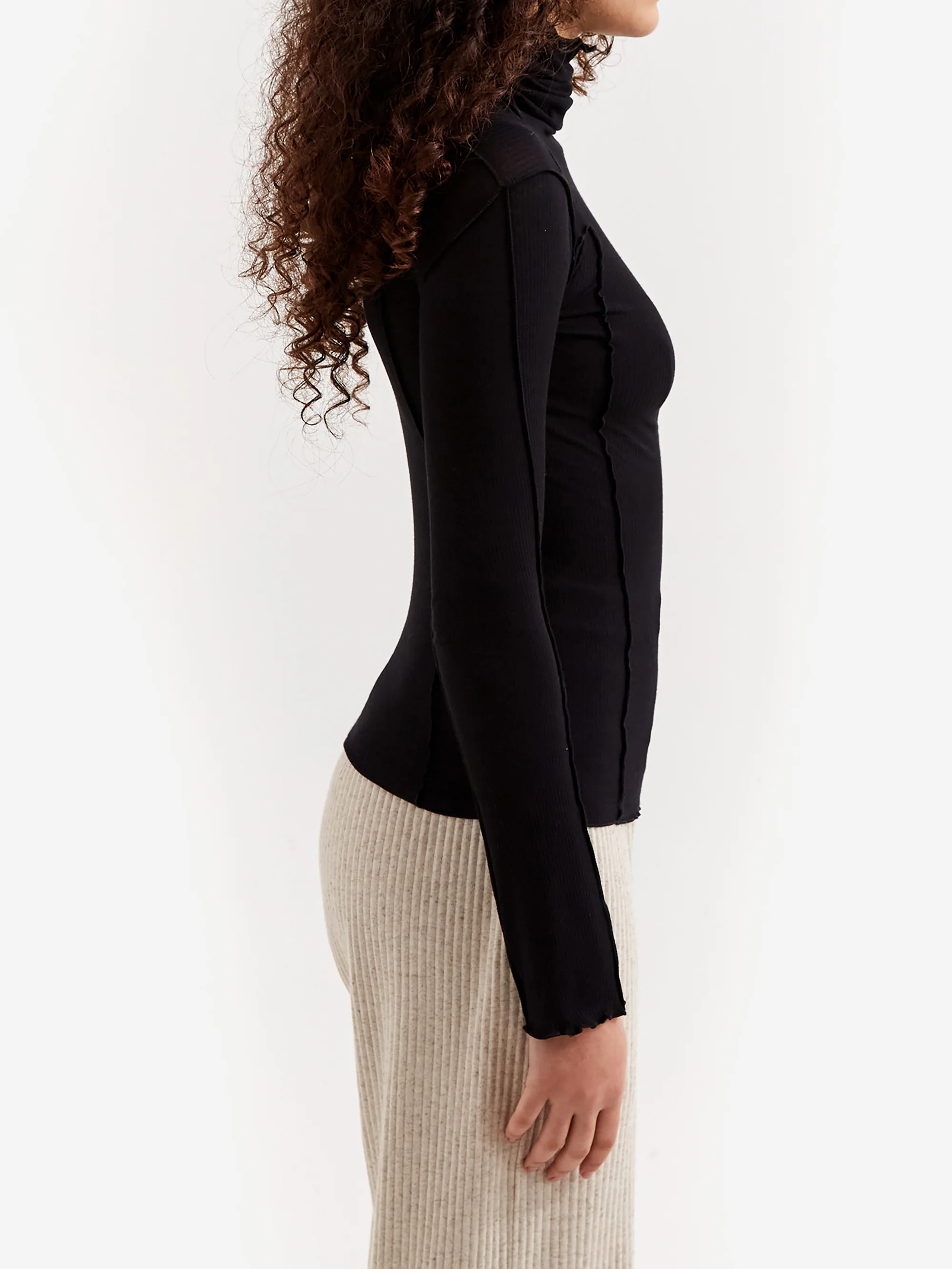 Baserange Omato Turtle Neck - Black - Image 2