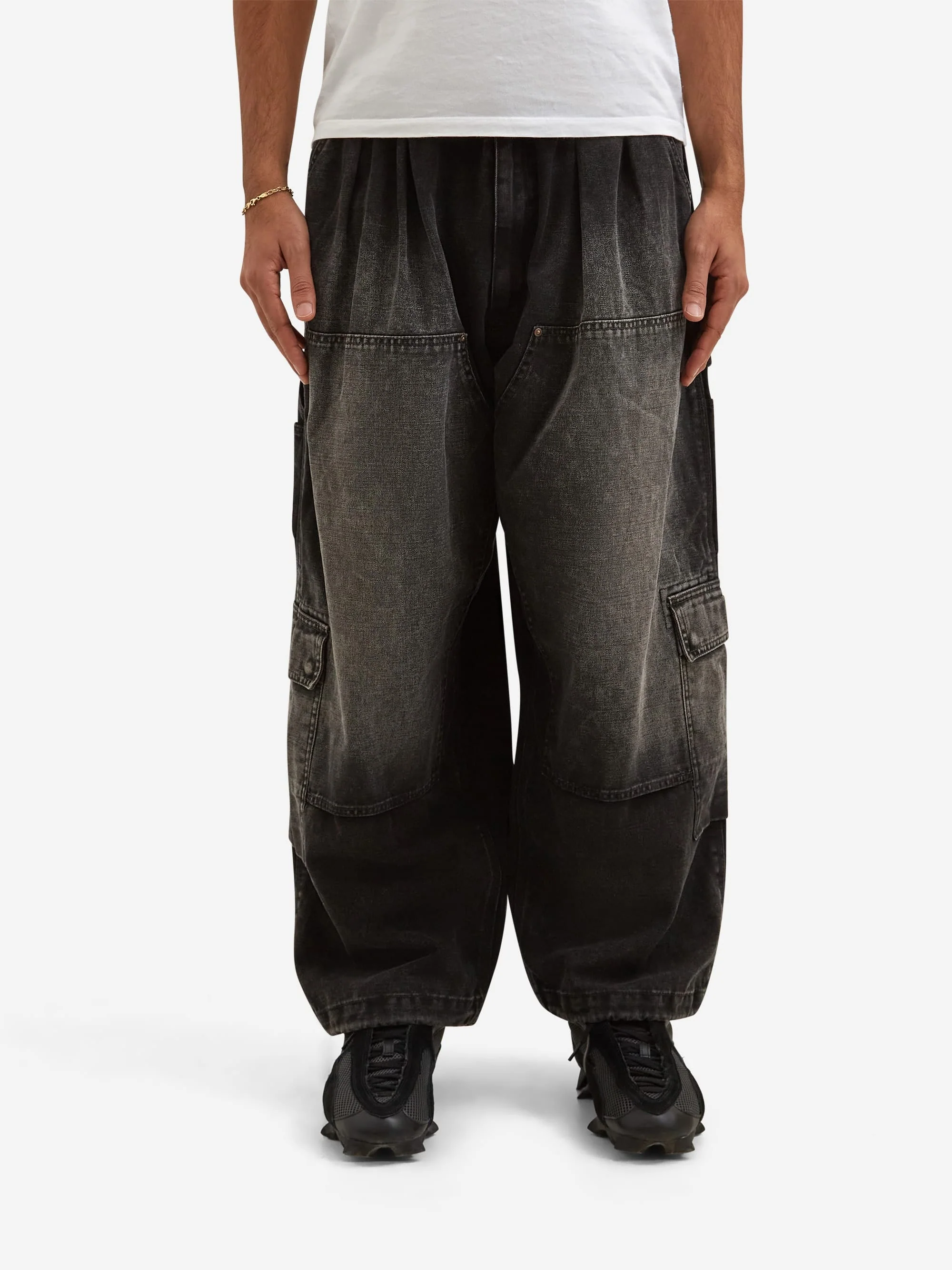 Beams Duck Double Knee Cargo Pant - Black - Image 2