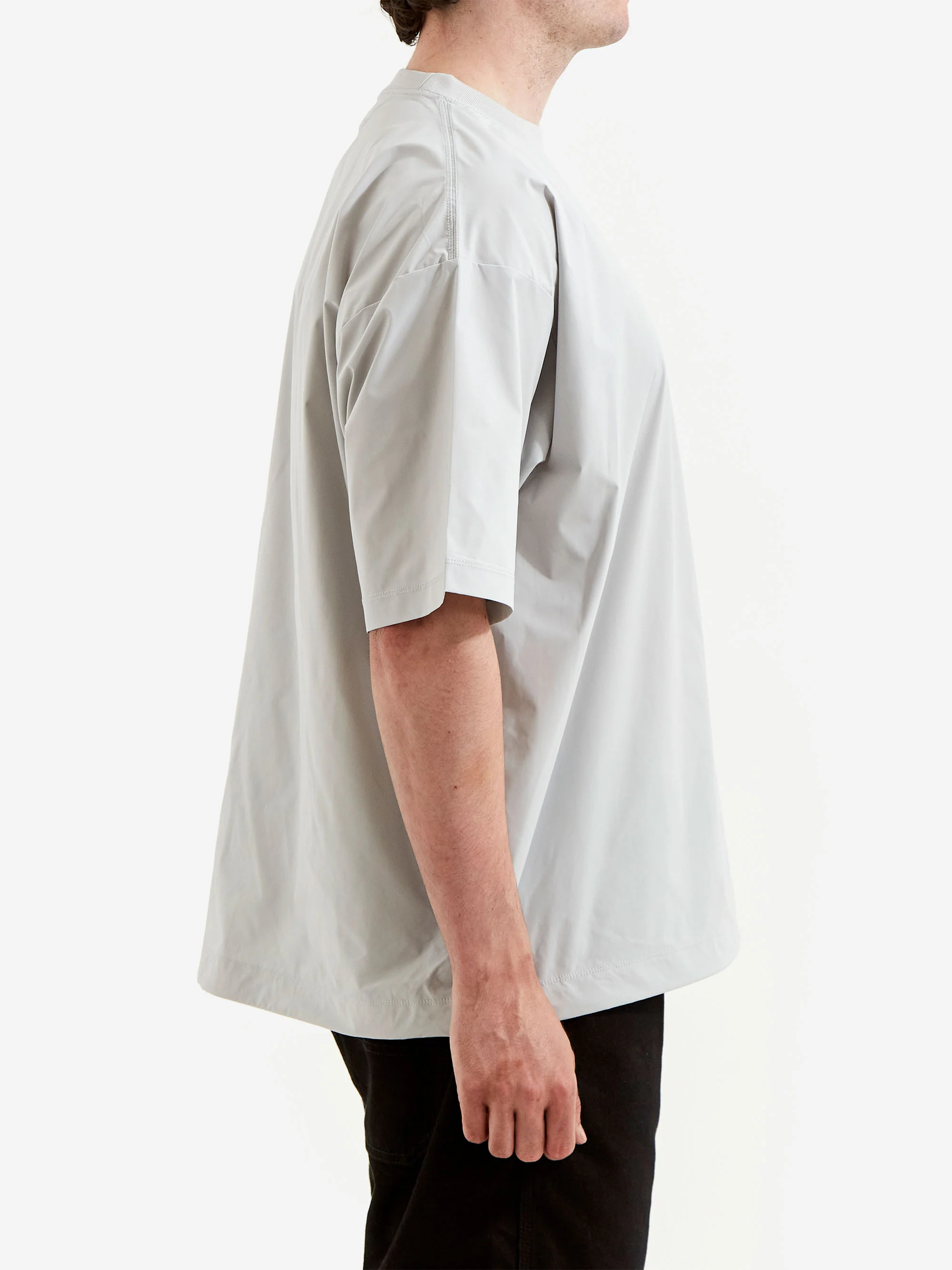 Beams Tech Loose Tee - Light Grey - Image 5