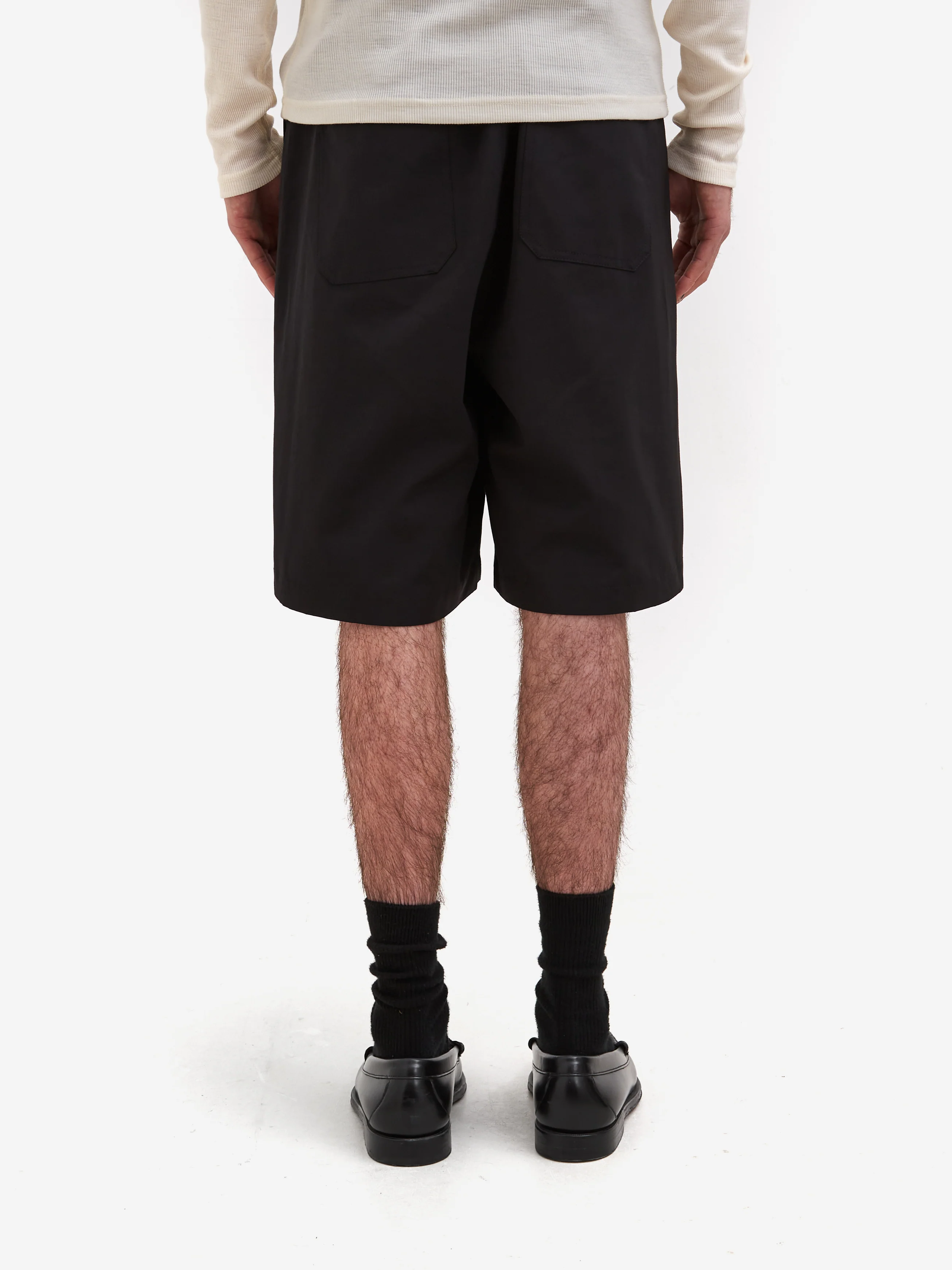 Berner Kuhl Ottoman Front Shorts - Black - Image 6