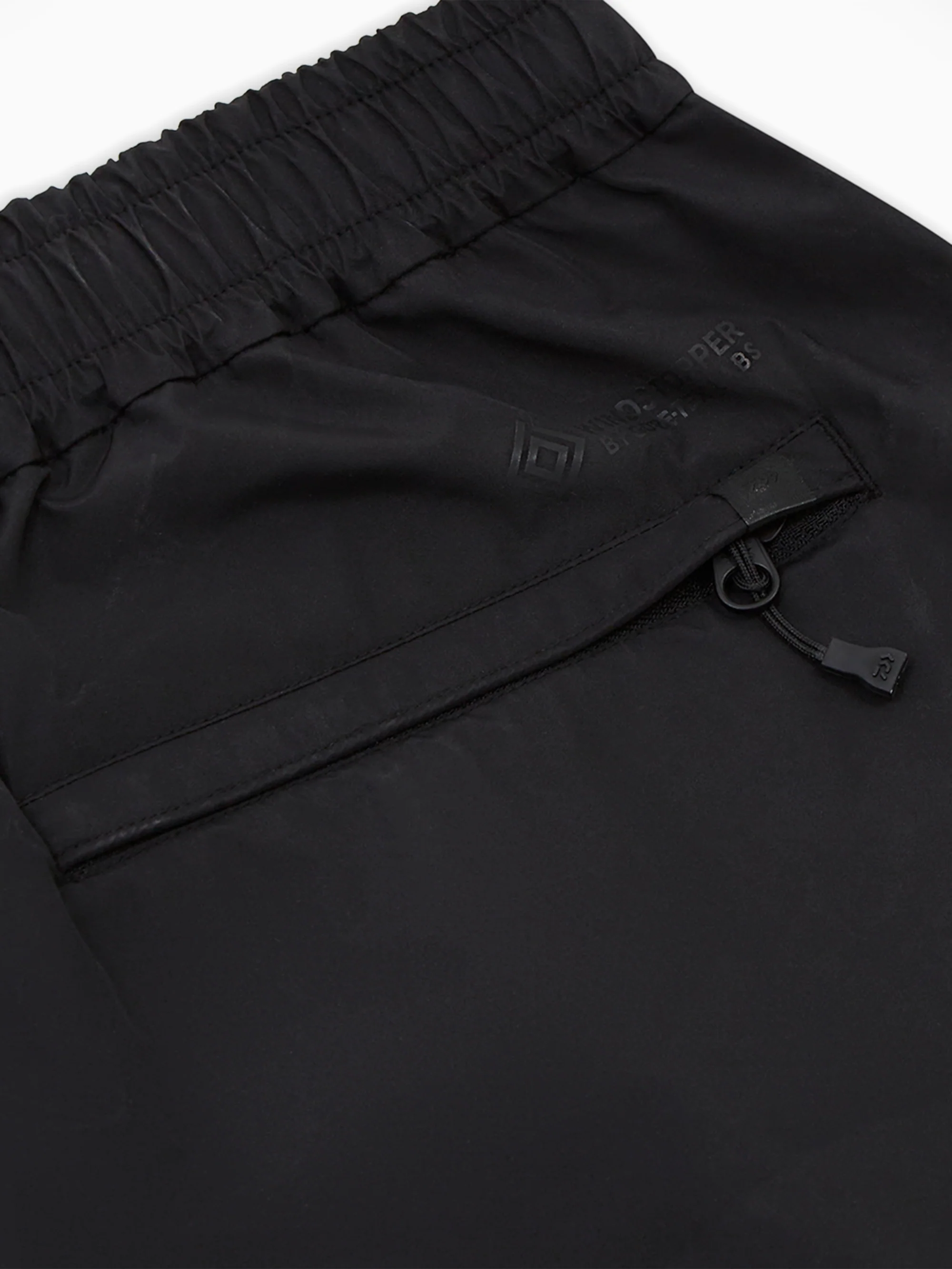 Daiwa Pier39 Gore-Tex Windstopper® Perfect Fishing Shorts - Black - Image 6