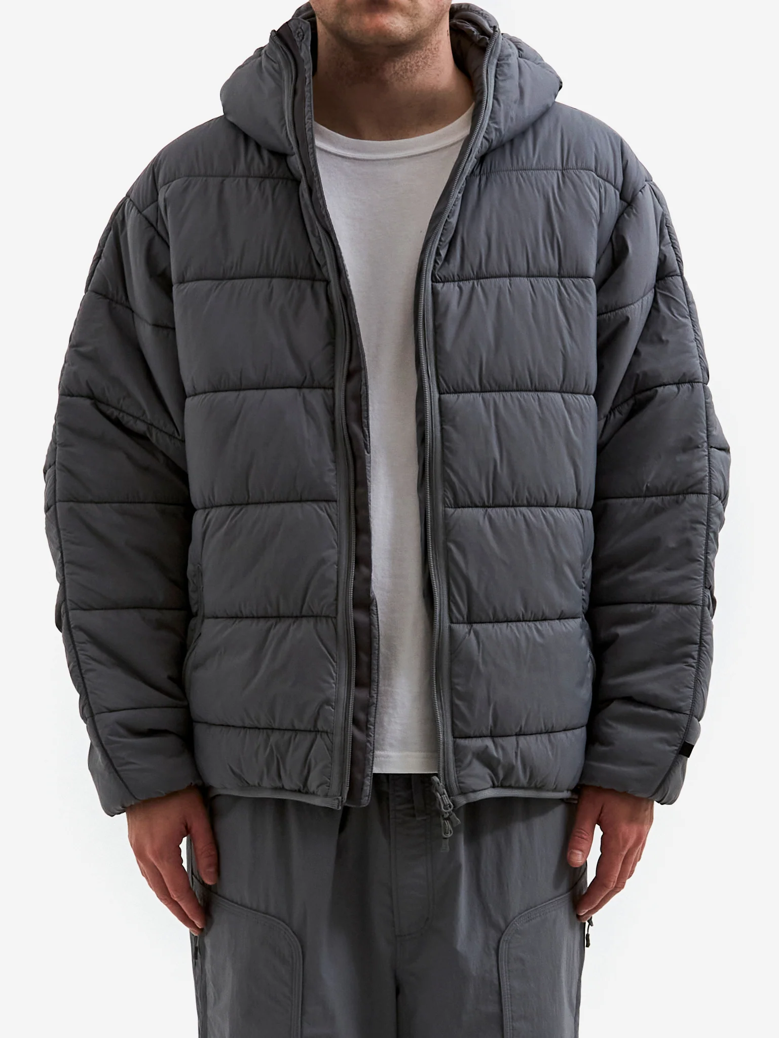 DAIWA PIER39 Tech Reversible Climbers Puff Jacket - Light Grey - Image 2