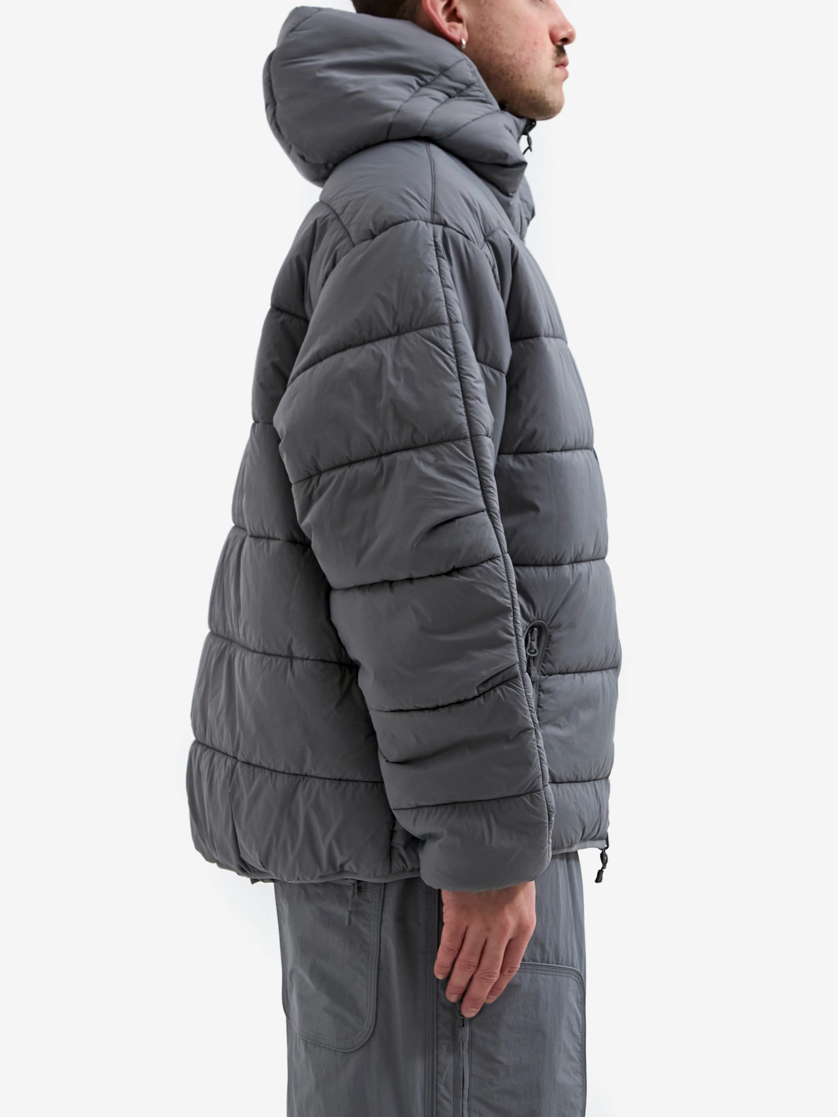 DAIWA PIER39 Tech Reversible Climbers Puff Jacket - Light Grey - Image 9