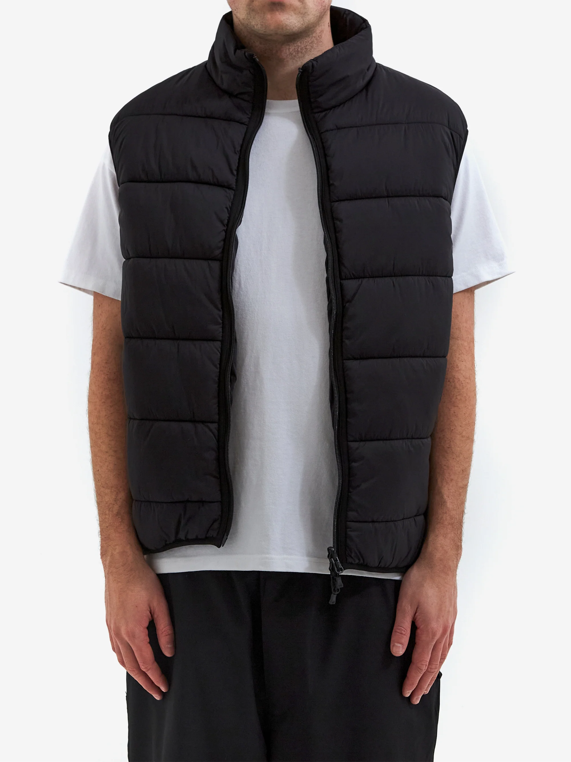 DAIWA PIER39 Tech Reversible Climbers Puff Vest - Black - Image 8