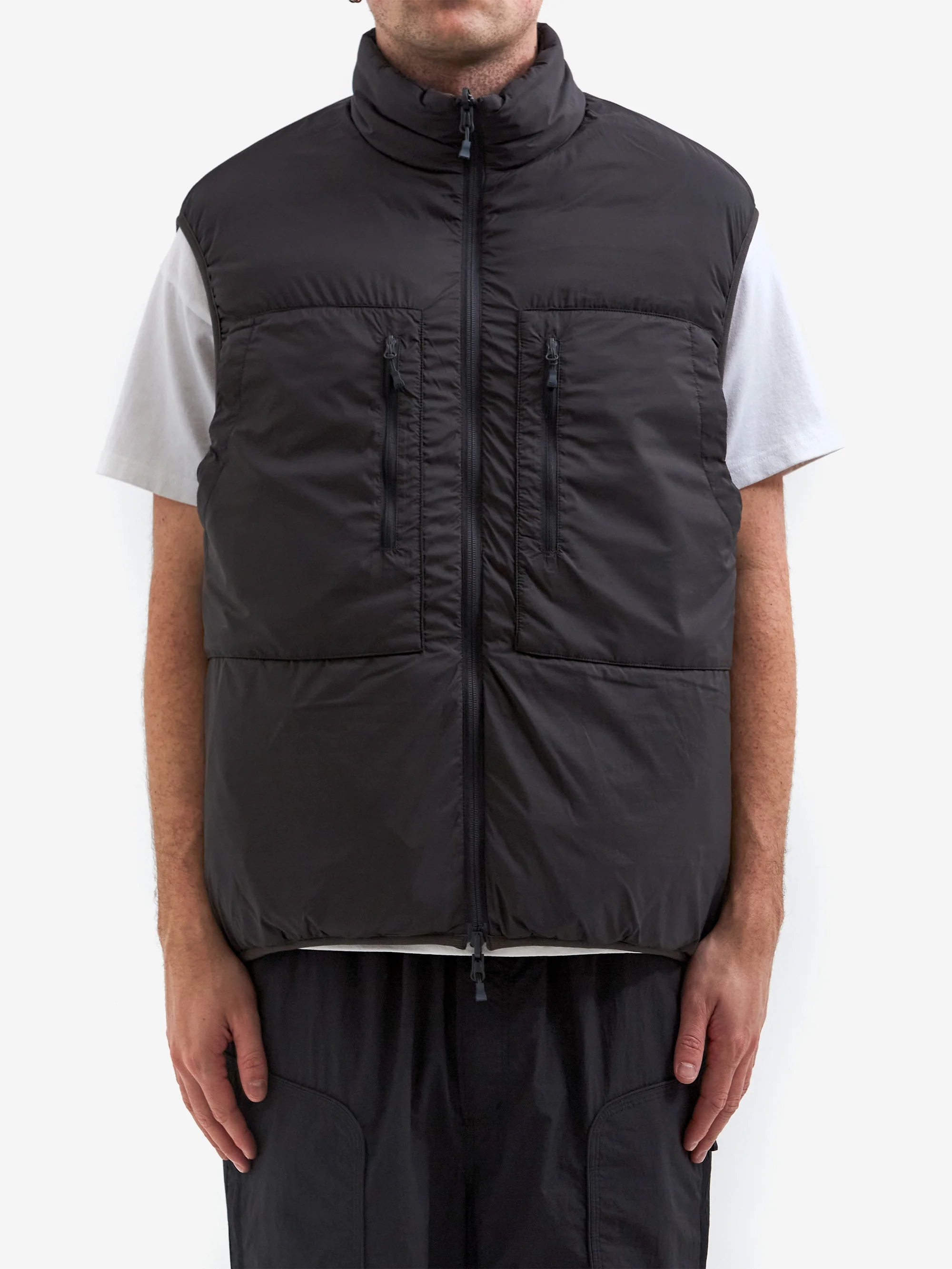 DAIWA PIER39 Tech Reversible Climbers Puff Vest - Charcoal - Image 8