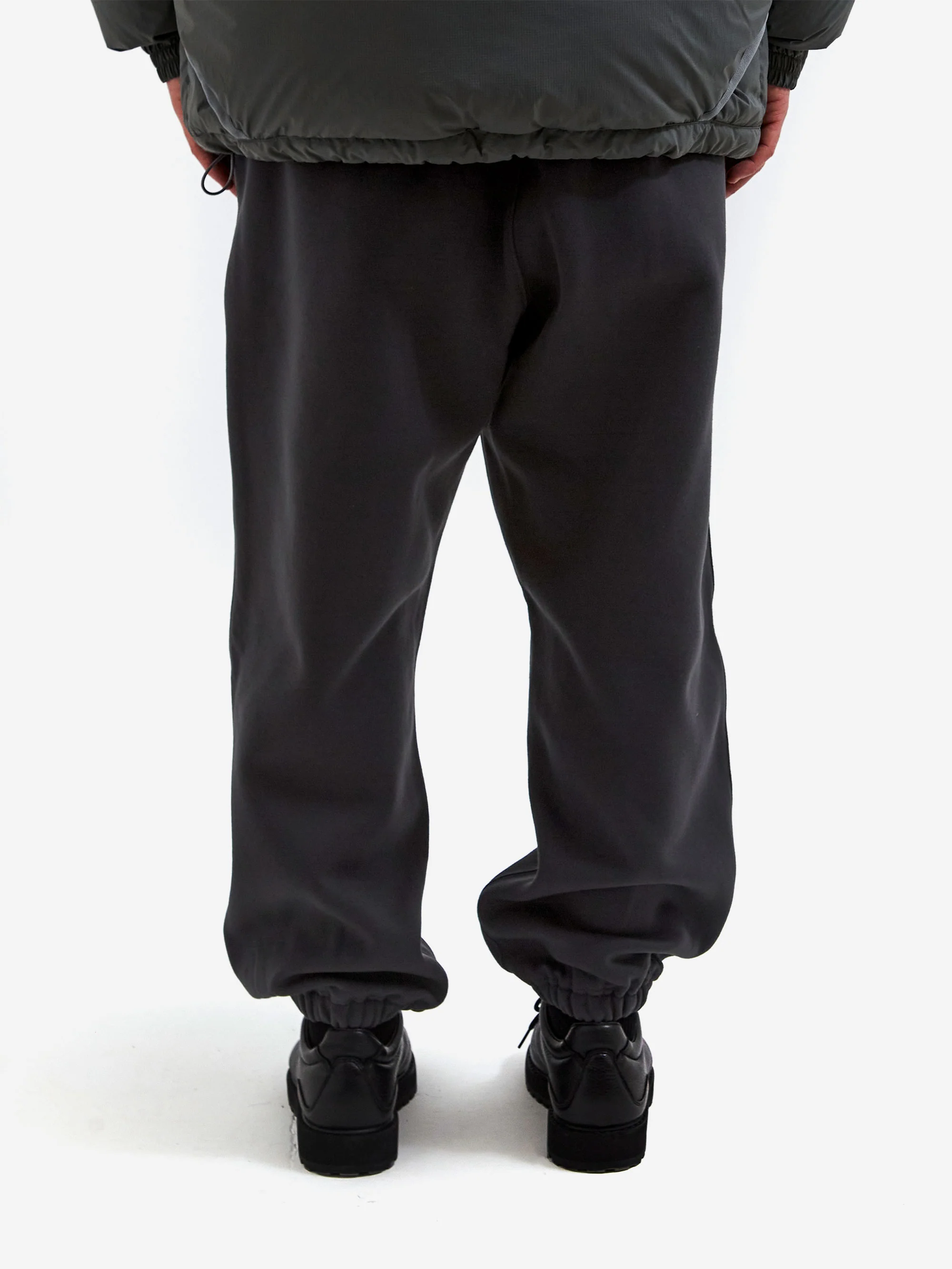 DAIWA PIER39 Tech Sweat Pants - Charcoal - Image 6