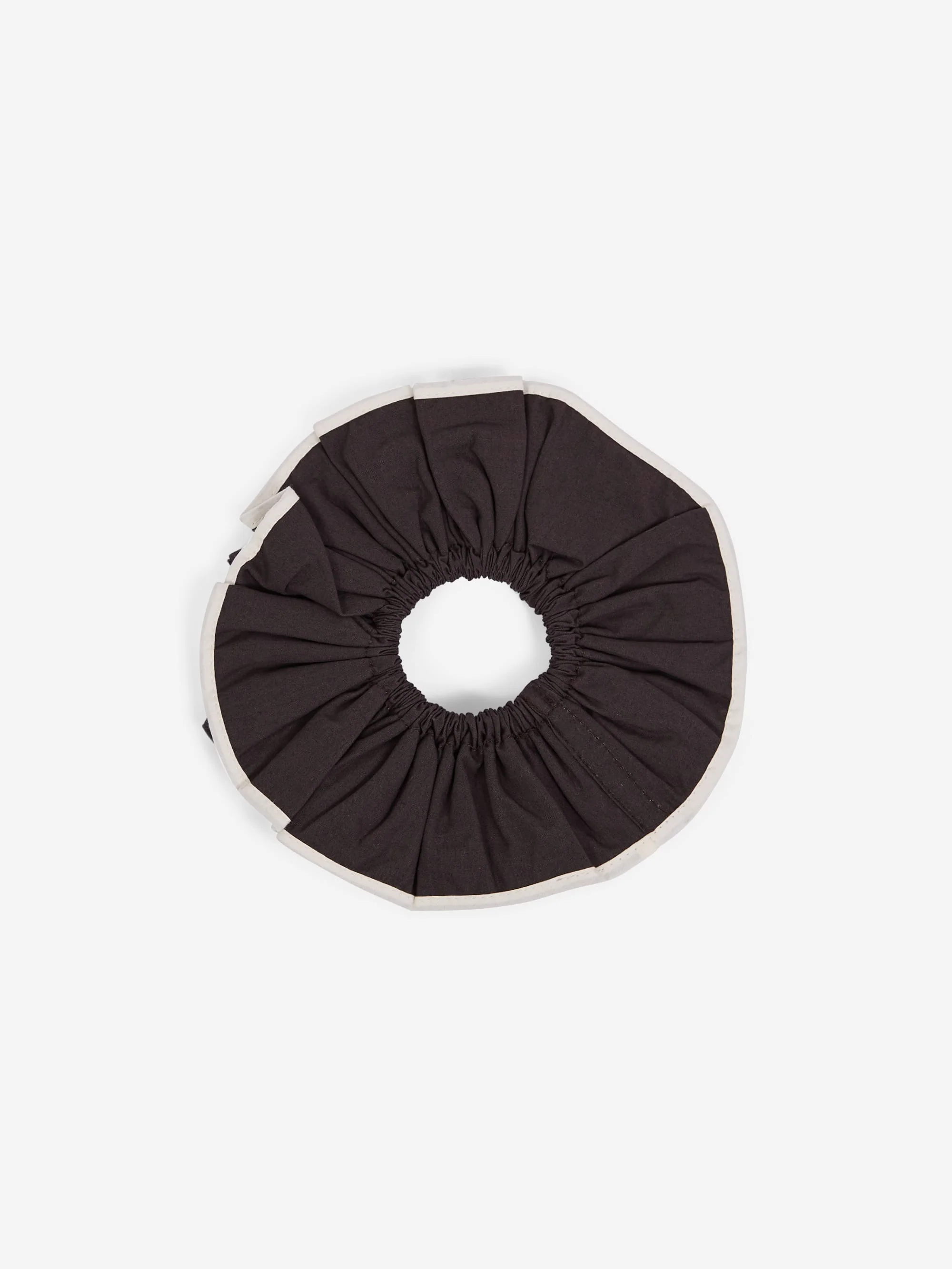 Damson Madder Piping Tie Scrunchie - Black/Butter - Image 2