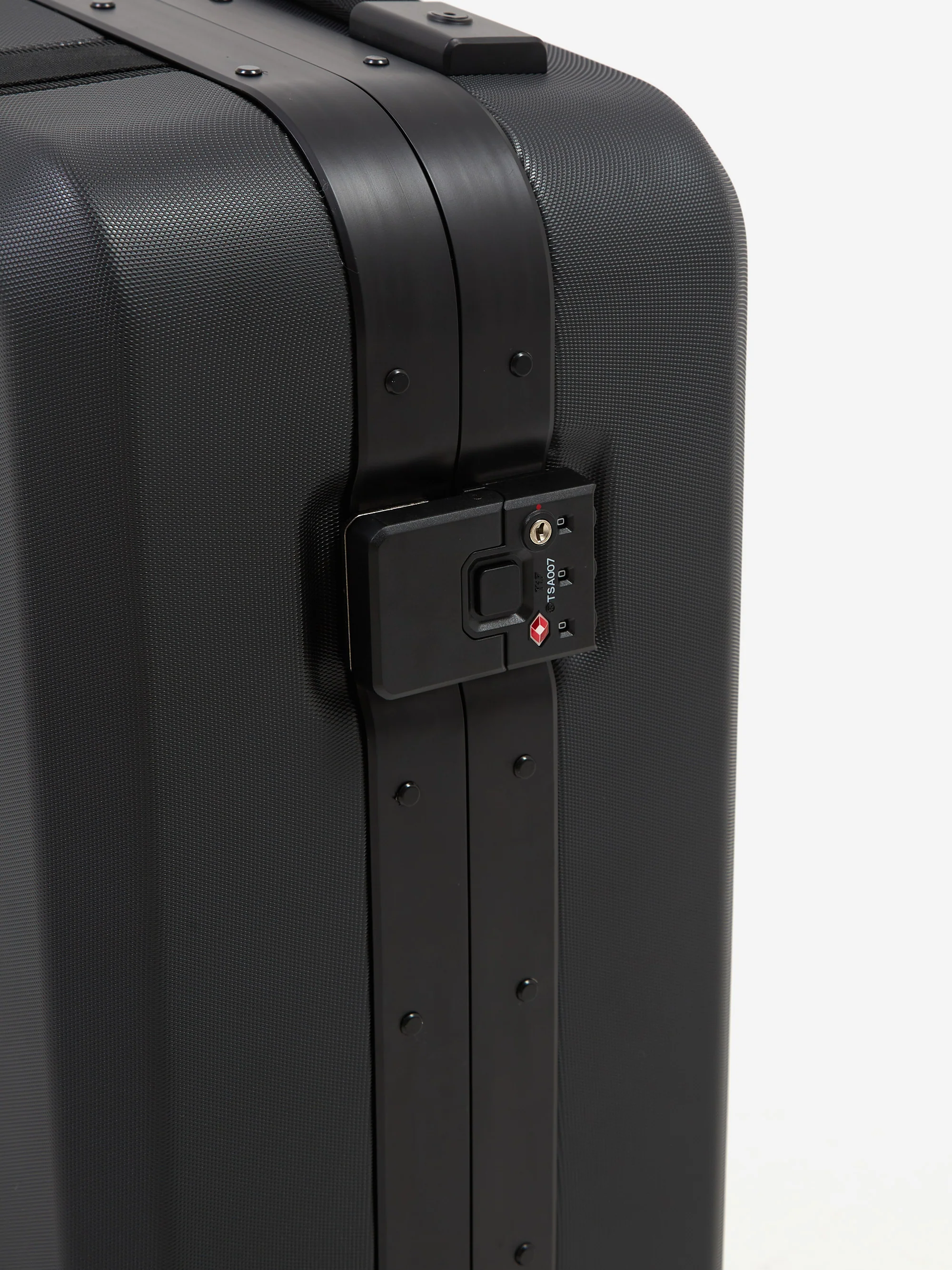 Db Ramverk Pro Carry-on Suitcase - Black Out - Image 5