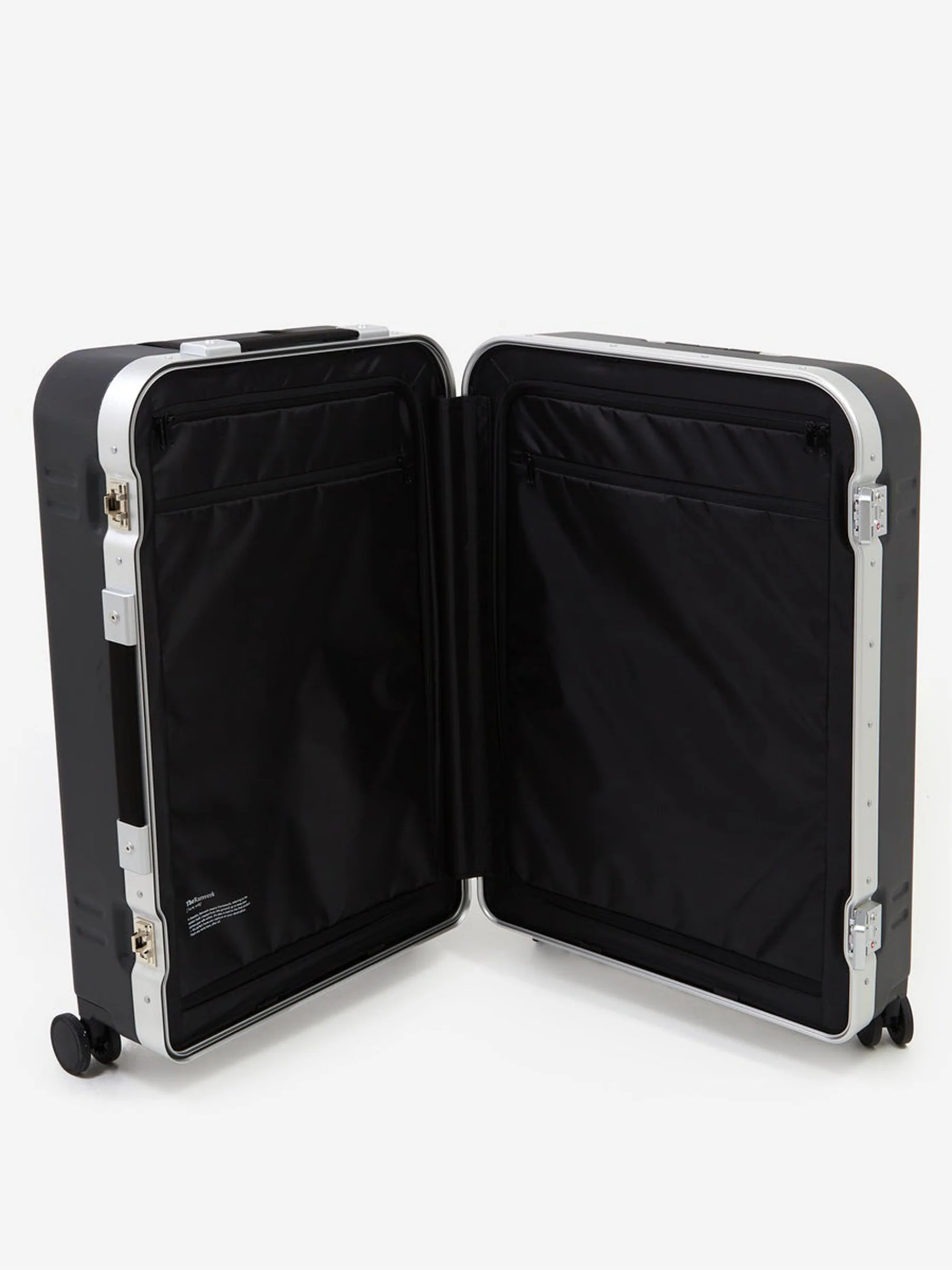 Db Ramverk Pro Check-in Luggage Medium - Black/Silver - Image 2