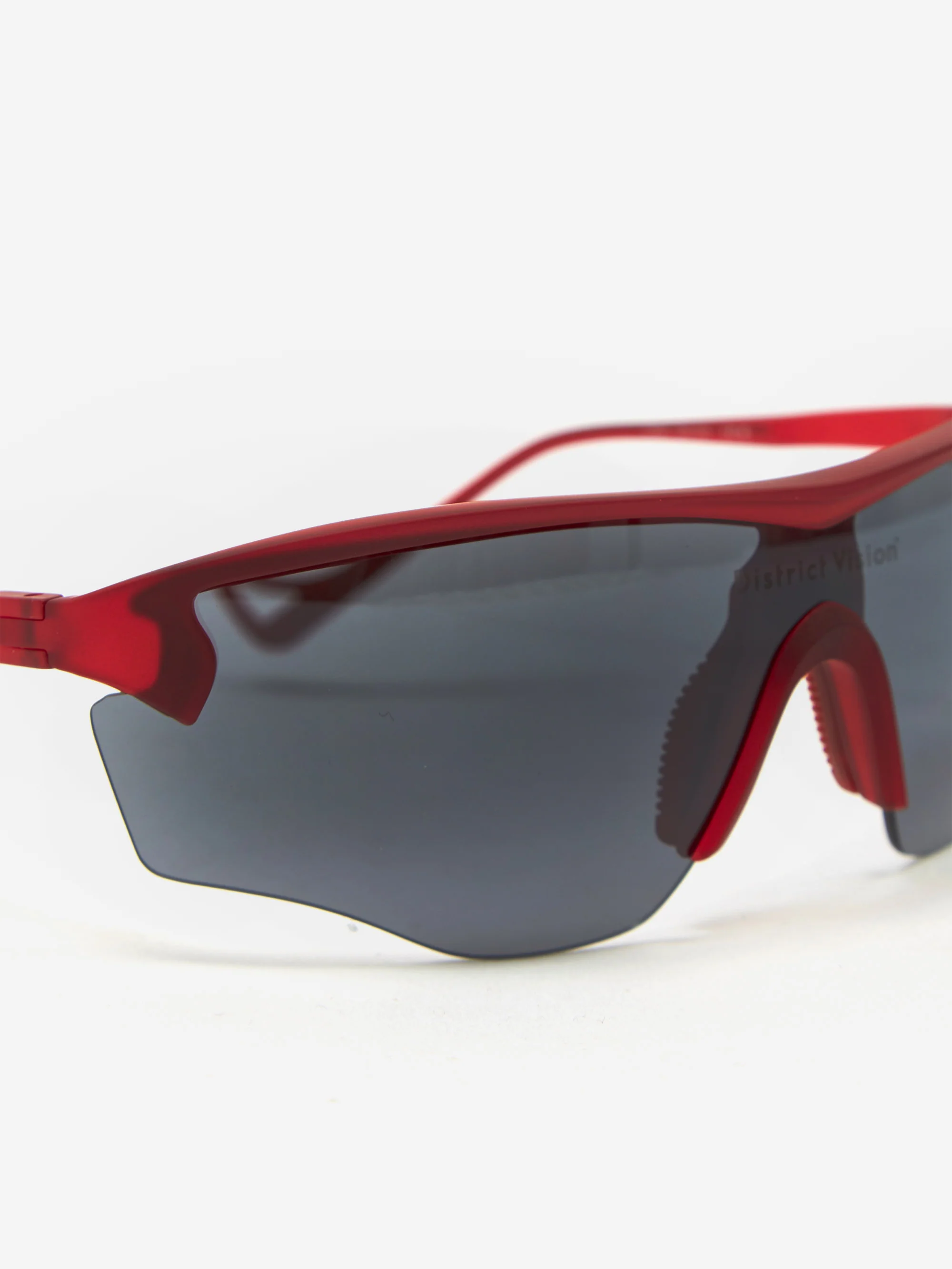 District Vision Junya Racer - Ruby/D+ Onyx Mirror - Image 4