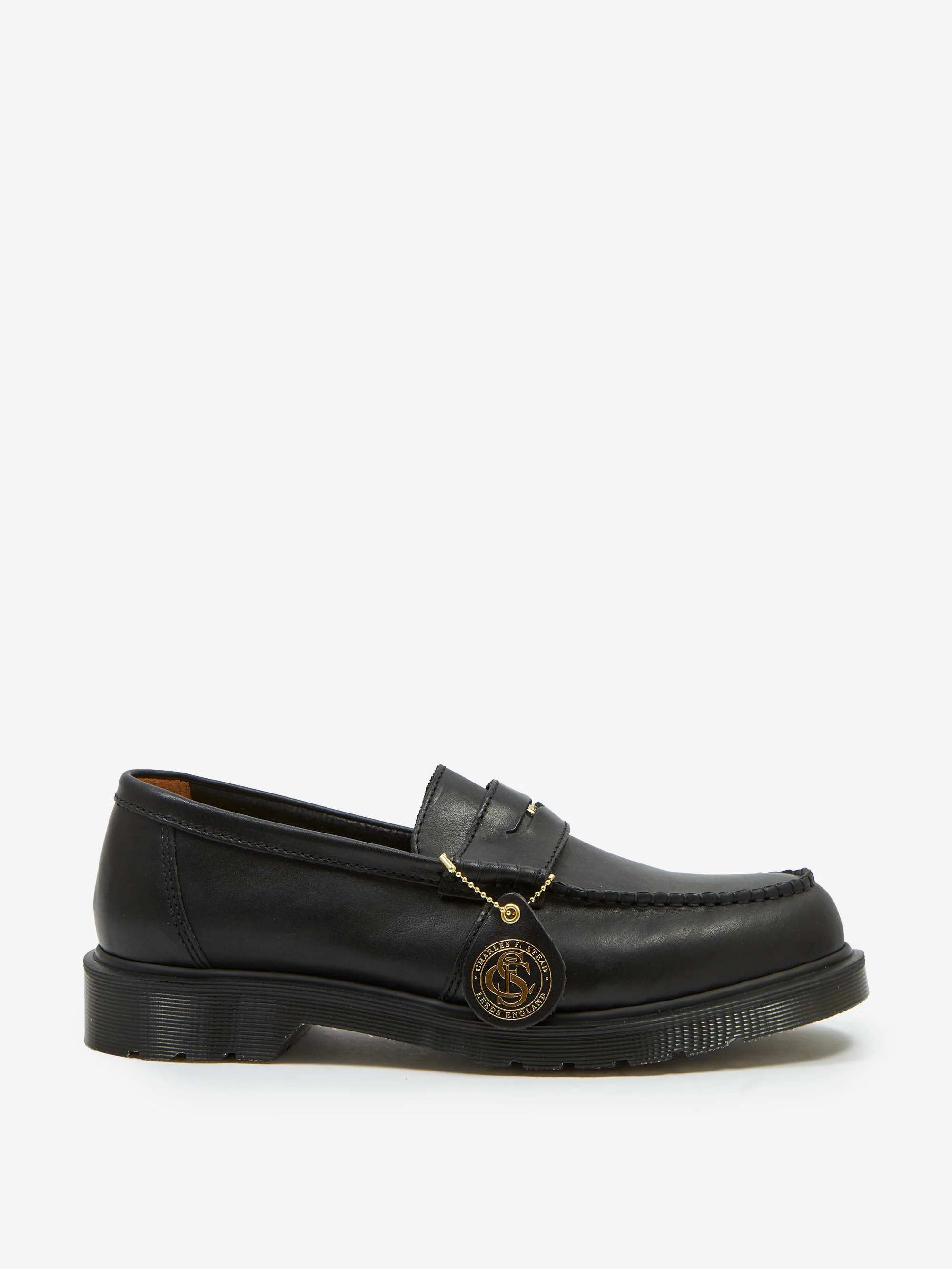 Dr Martens Penton - Black Classic Calf