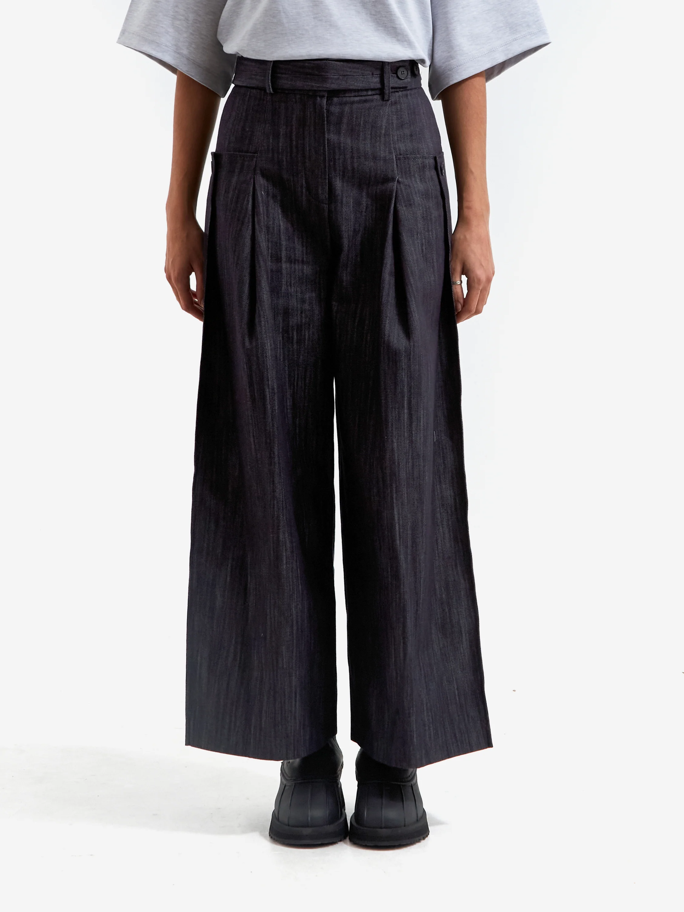 epingler Straight Denim Slacks - Navy