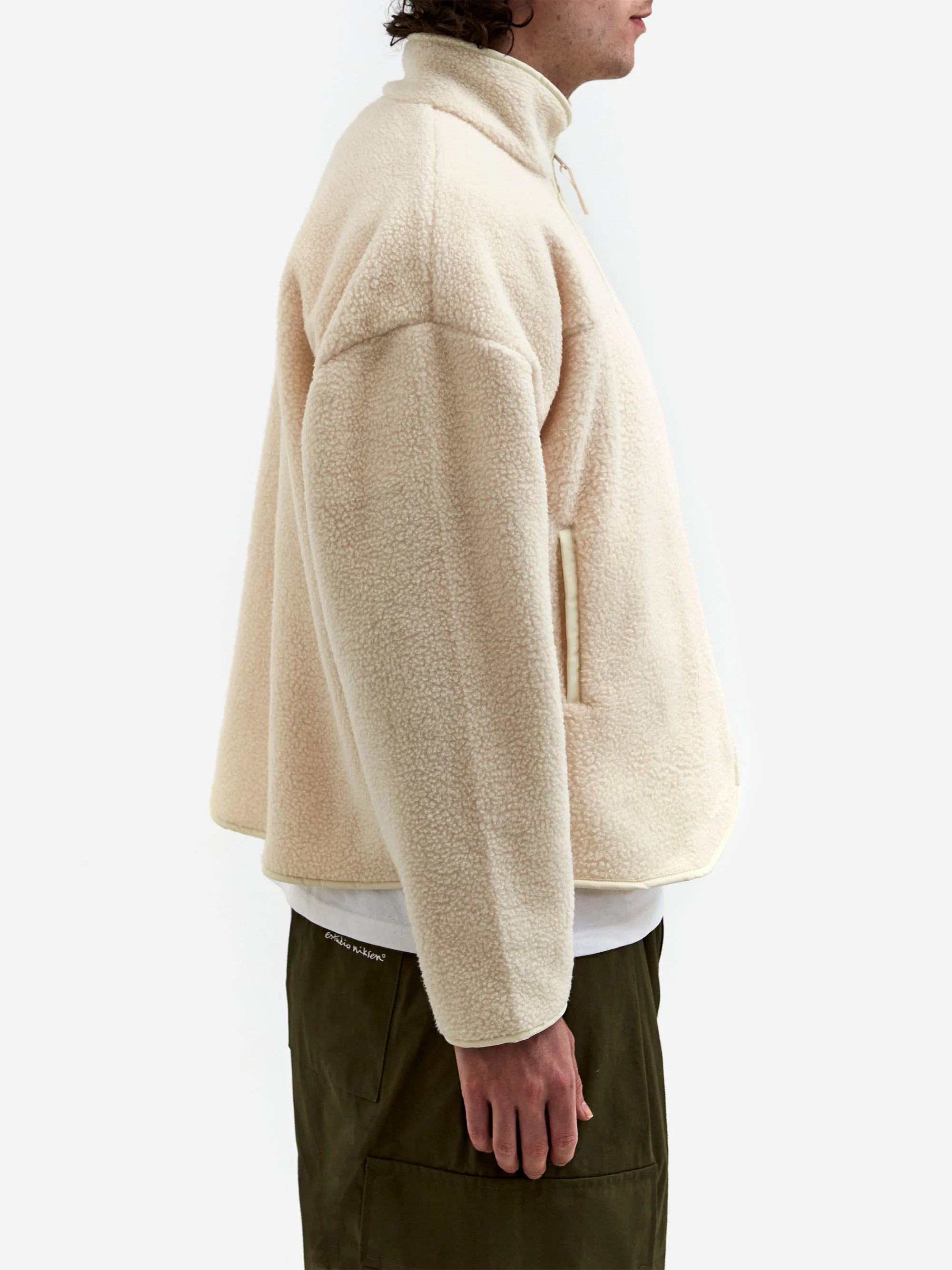 Estudio Niksen Boxy Wide Fleece - Cream - Image 6