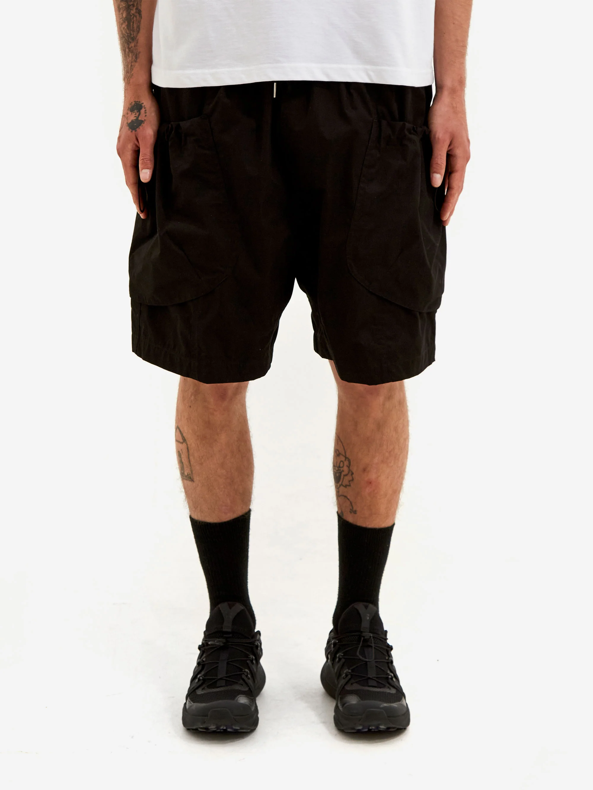 Estudio Niksen Bungee Cargo Shorts - Black - Image 2
