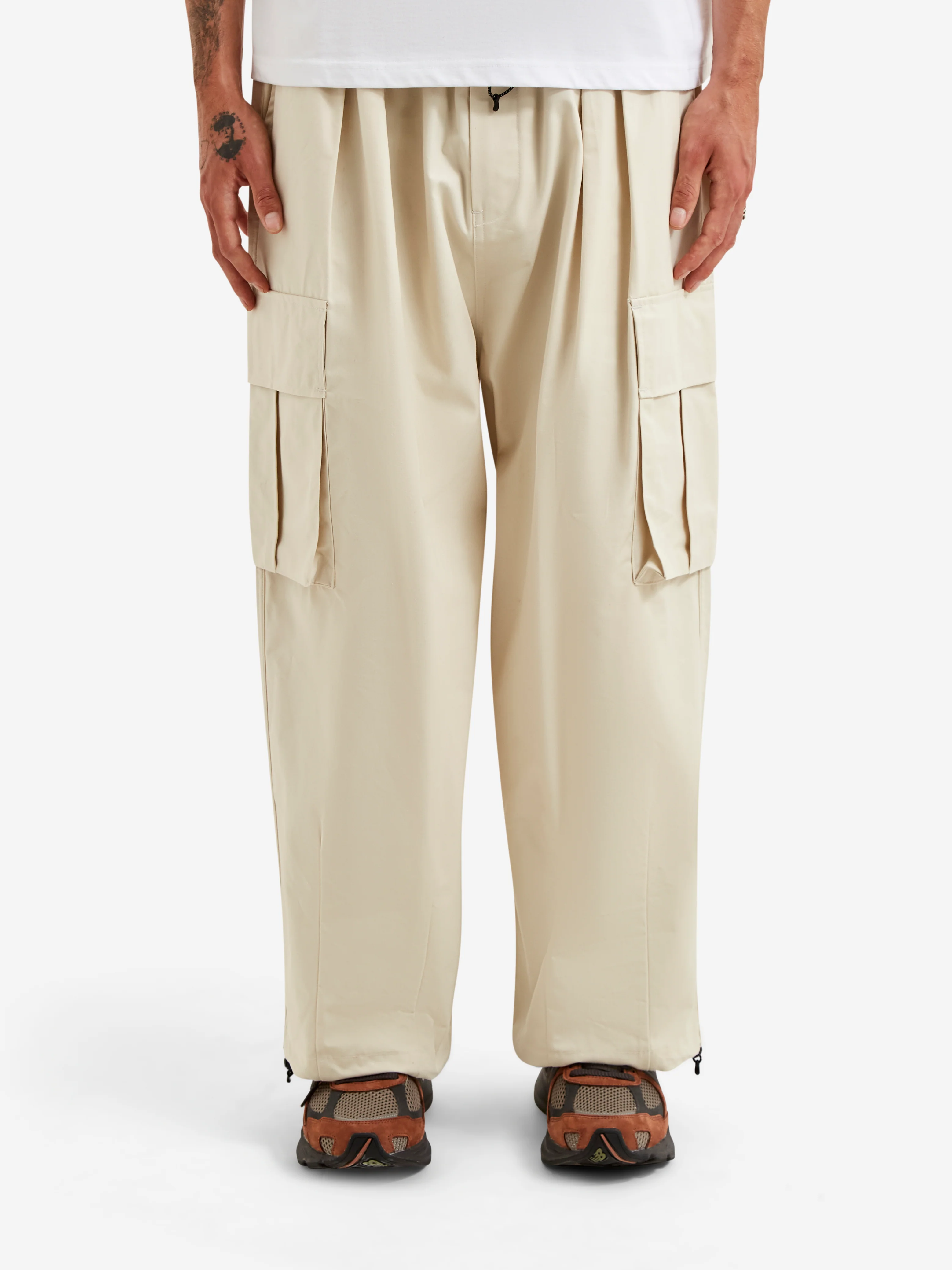 Estudio Niksen Cargo String Balloon Pants - Cream - Image 2