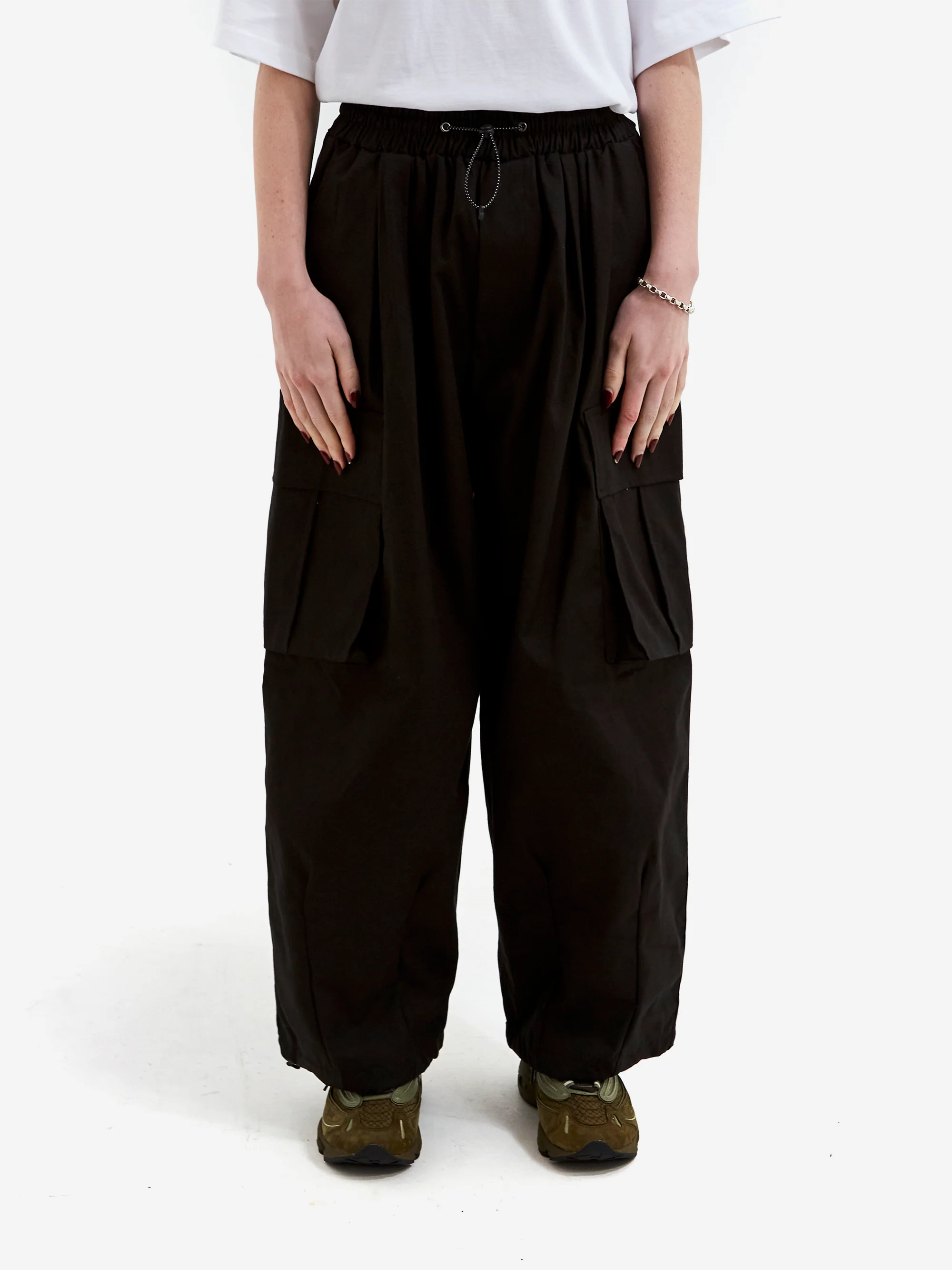 Estudio Niksen Cargo String Balloon Pants W - Black
