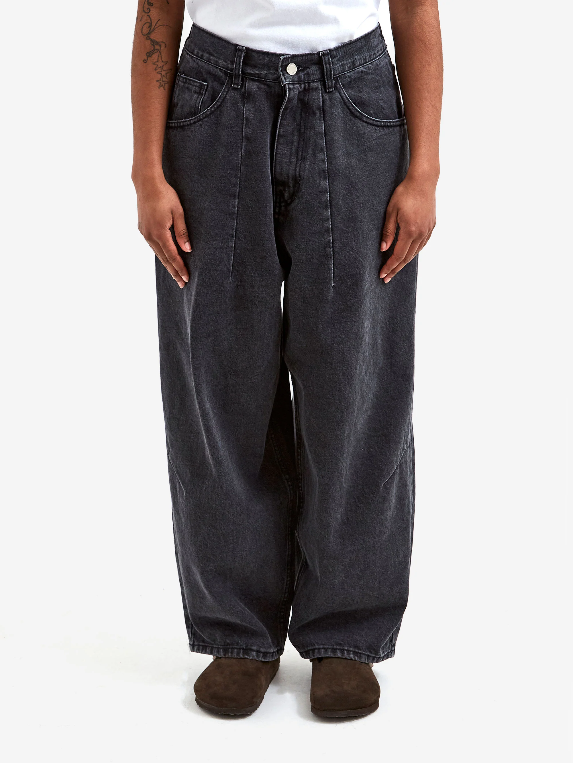 Estudio Niksen Dart Balloon Jeans W - Black