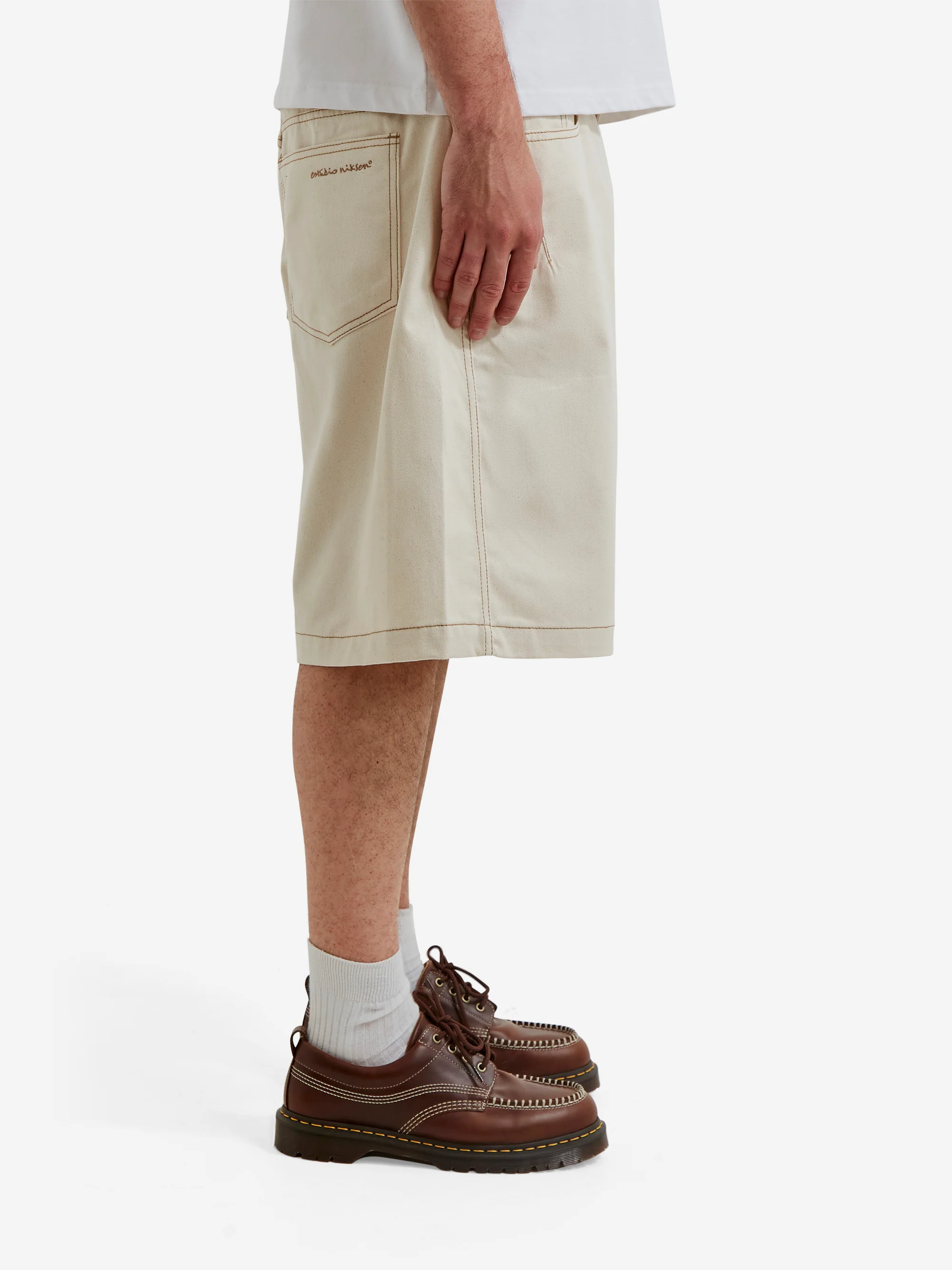 Estudio Niksen Half-Dart Denim Shorts - Oatmeal - Image 5