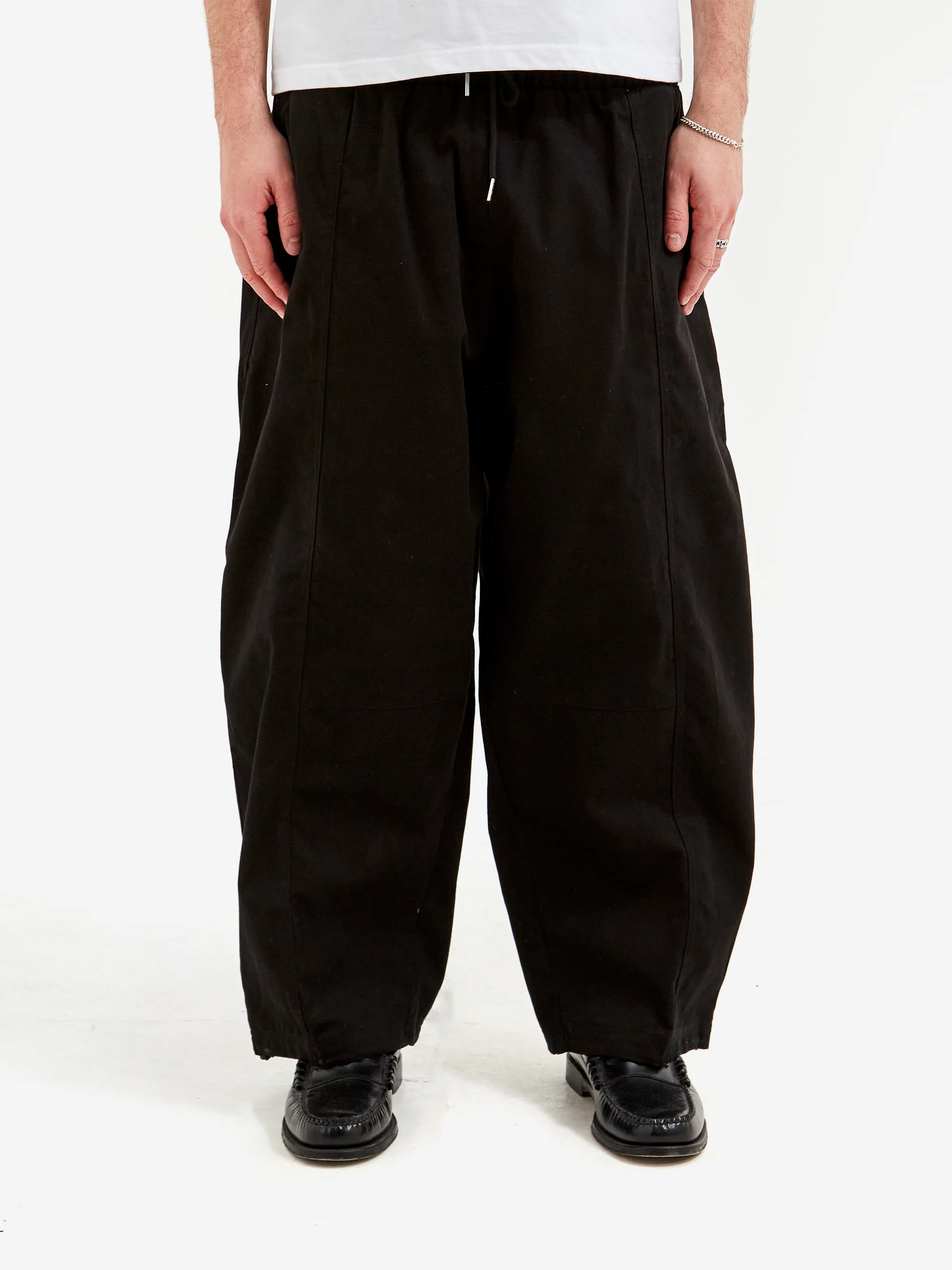 Estudio Niksen Panelled Balloon Pants - Black - Image 2
