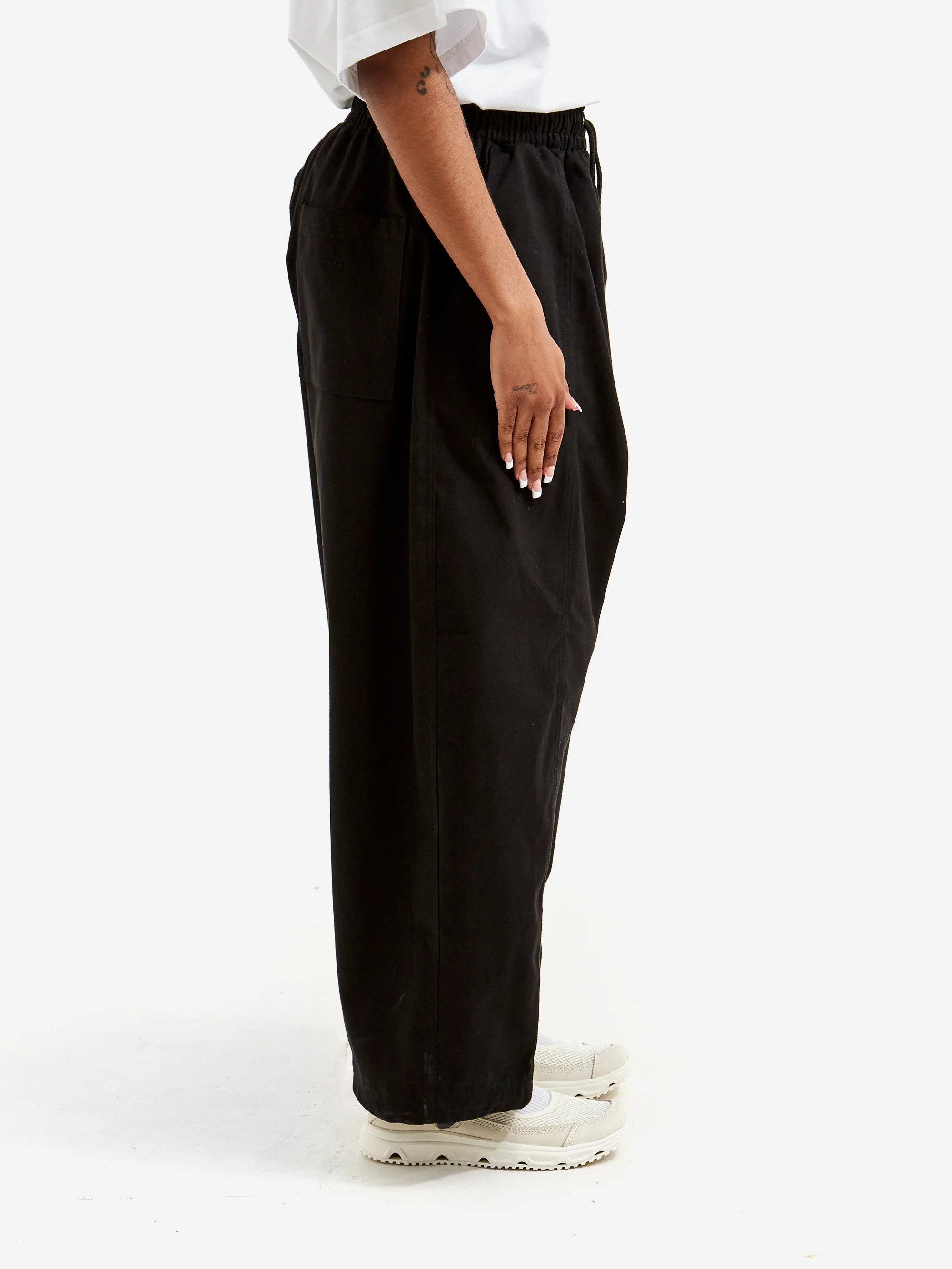Estudio Niksen Panelled Balloon Pants W - Black - Image 2