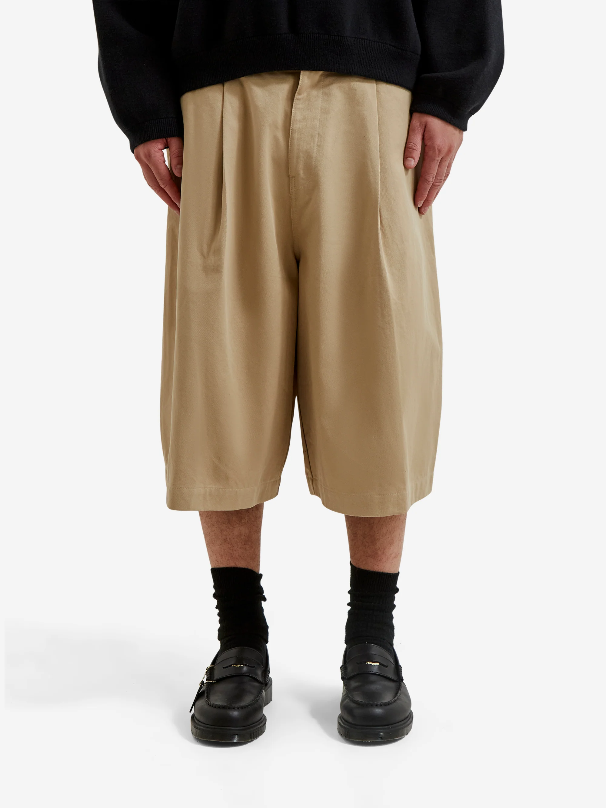 Estudio Niksen Pintuck Wide Shorts - Beige - Image 2