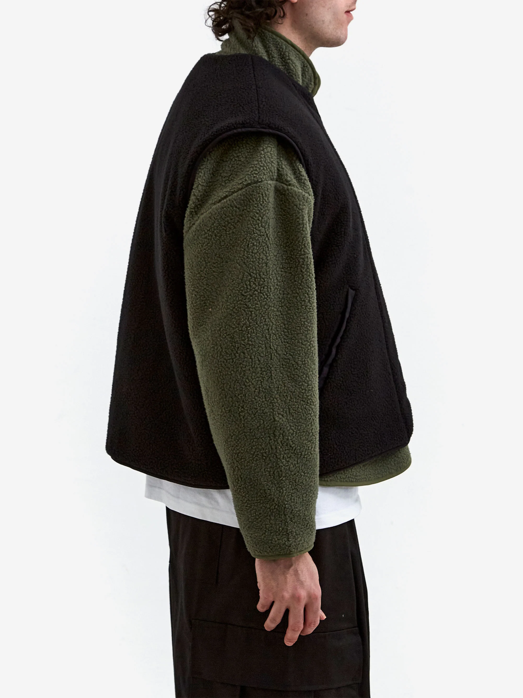 Estudio Niksen Reversible Nylon / Fleece Vest - Black - Image 12