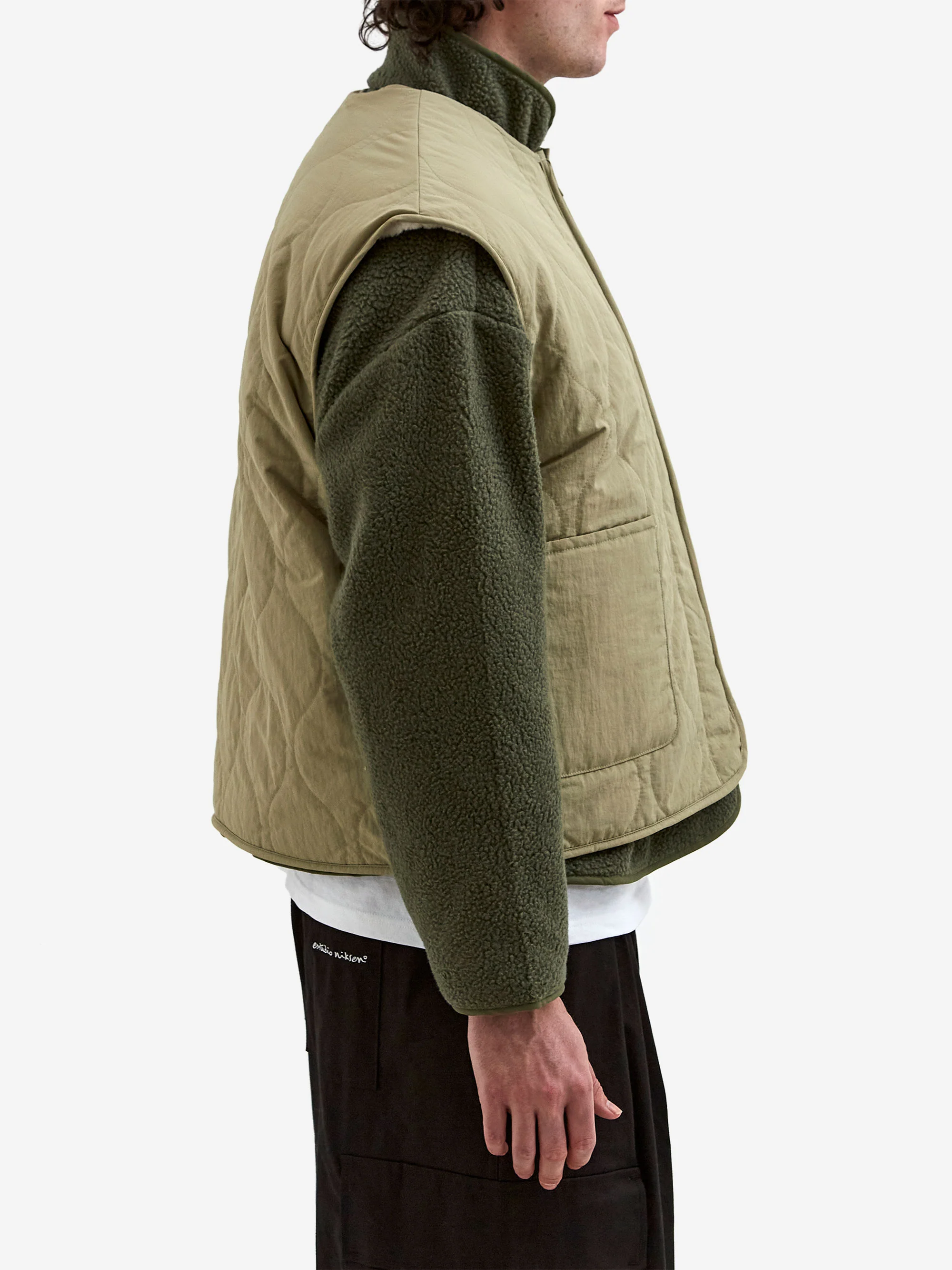 Estudio Niksen Reversible Nylon / Fleece Vest - Sage - Image 9