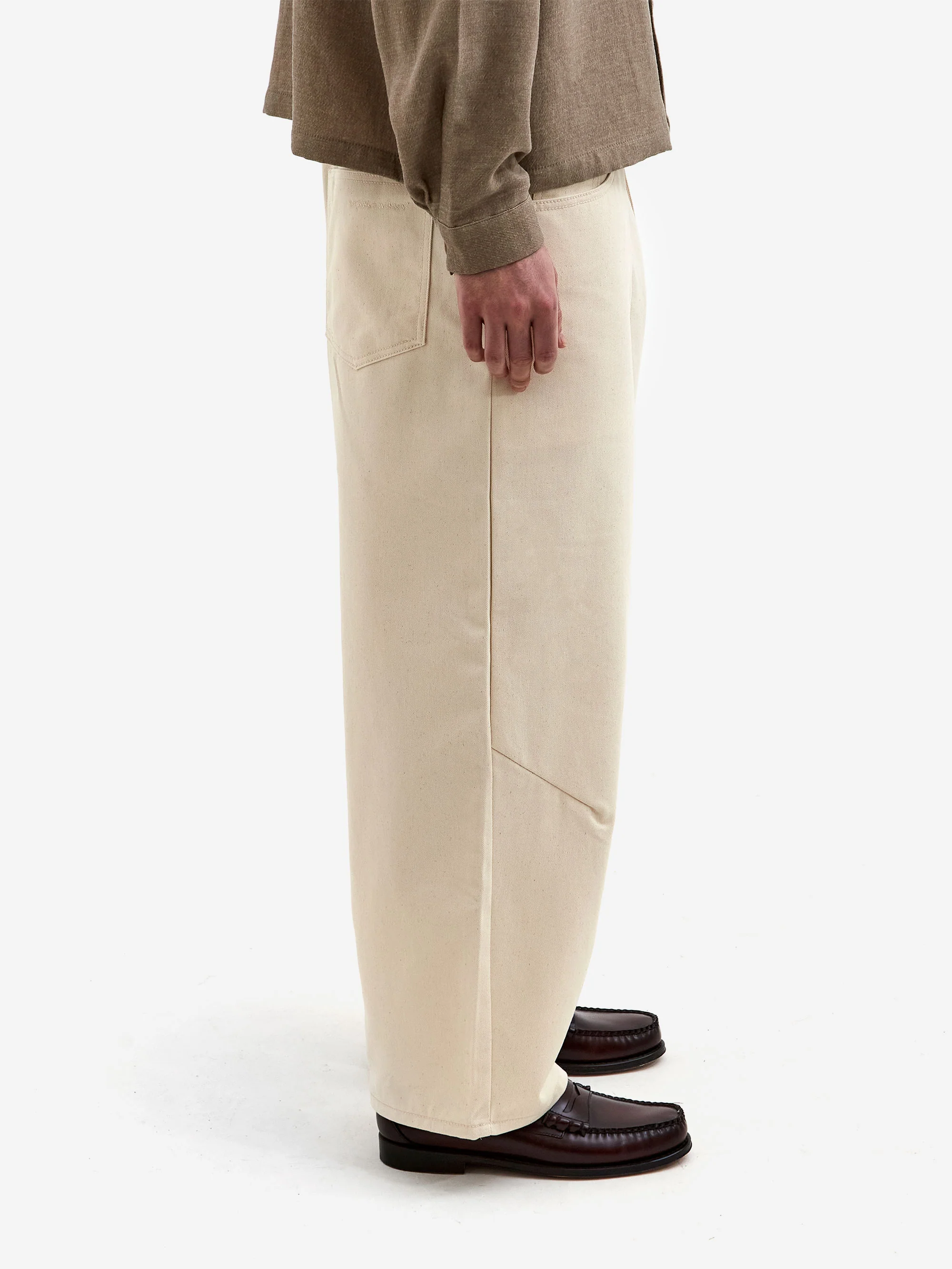 Estudio Niksen Dart Balloon Jean - Ivory - Image 5