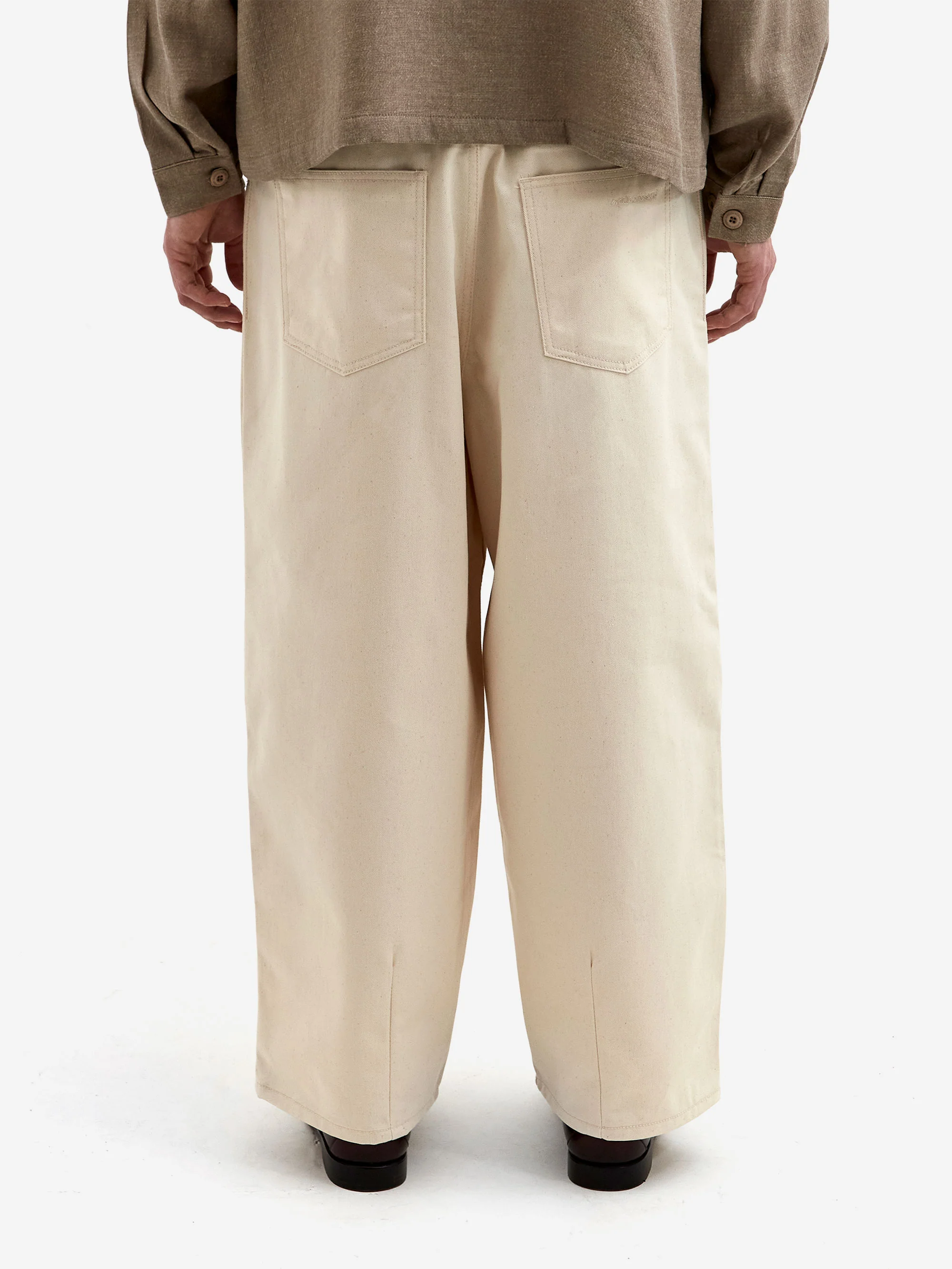 Estudio Niksen Dart Balloon Jean - Ivory - Image 6