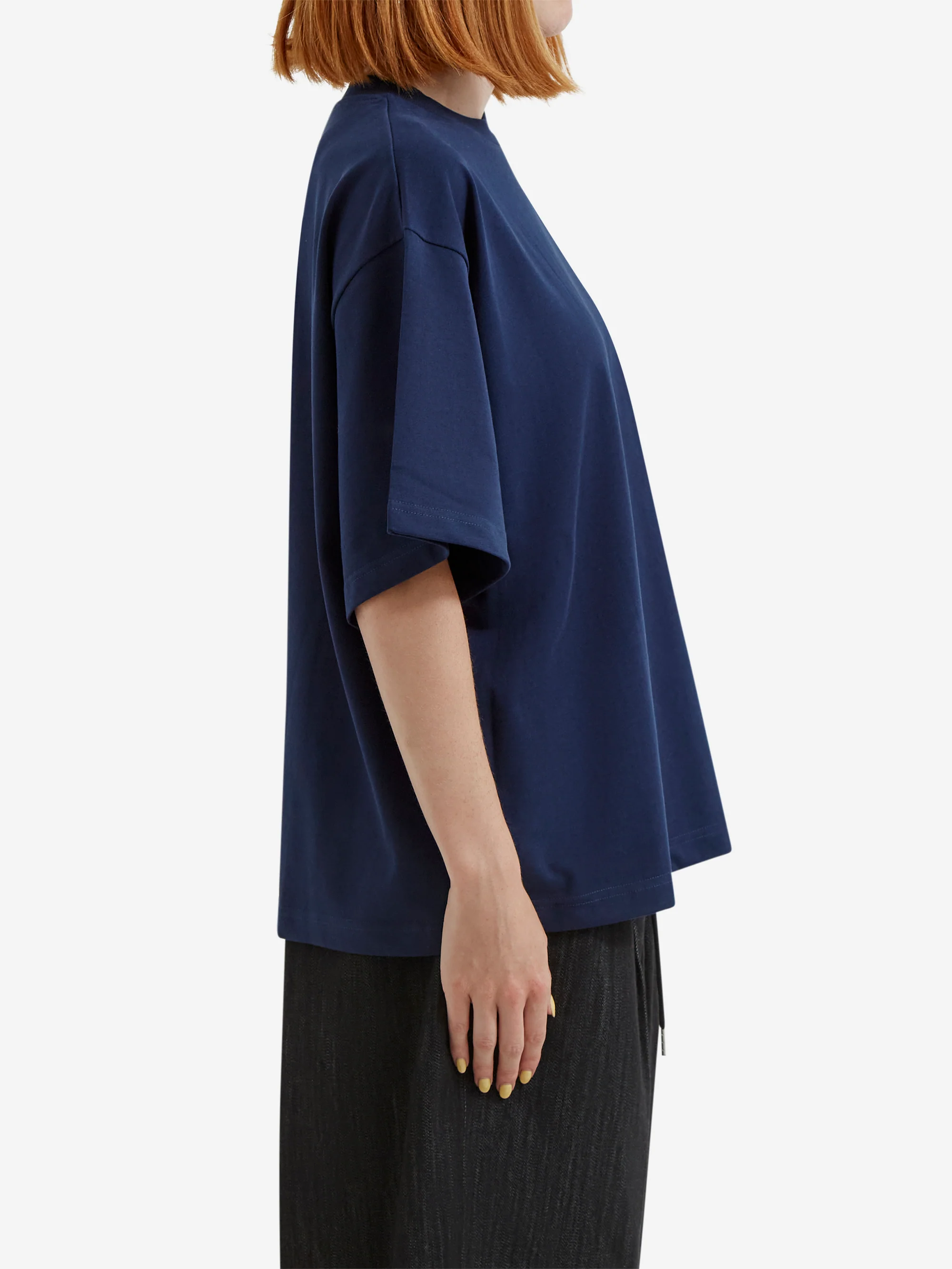 Estudio Niksen Signature Cropped W Tee - Navy - Image 2