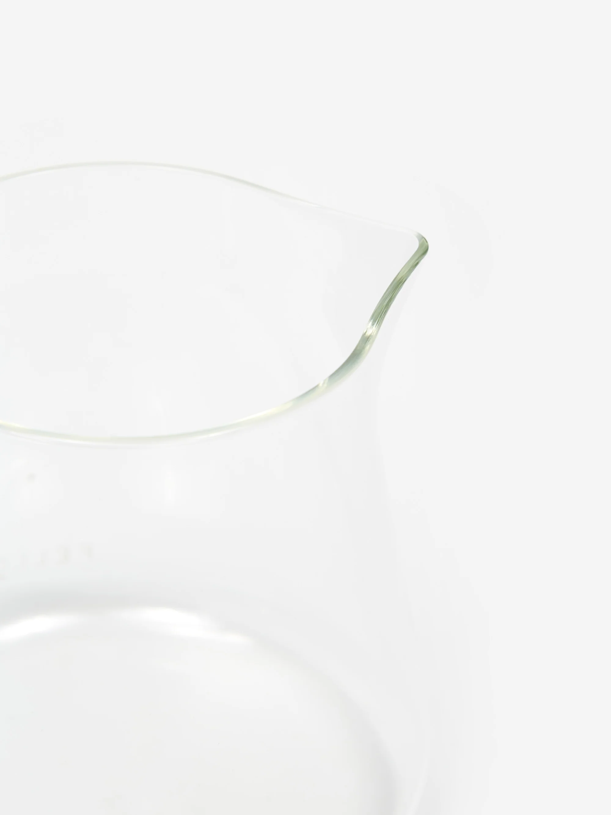 Fellow Mighty Small Carafe 300ml - Clear - Image 3