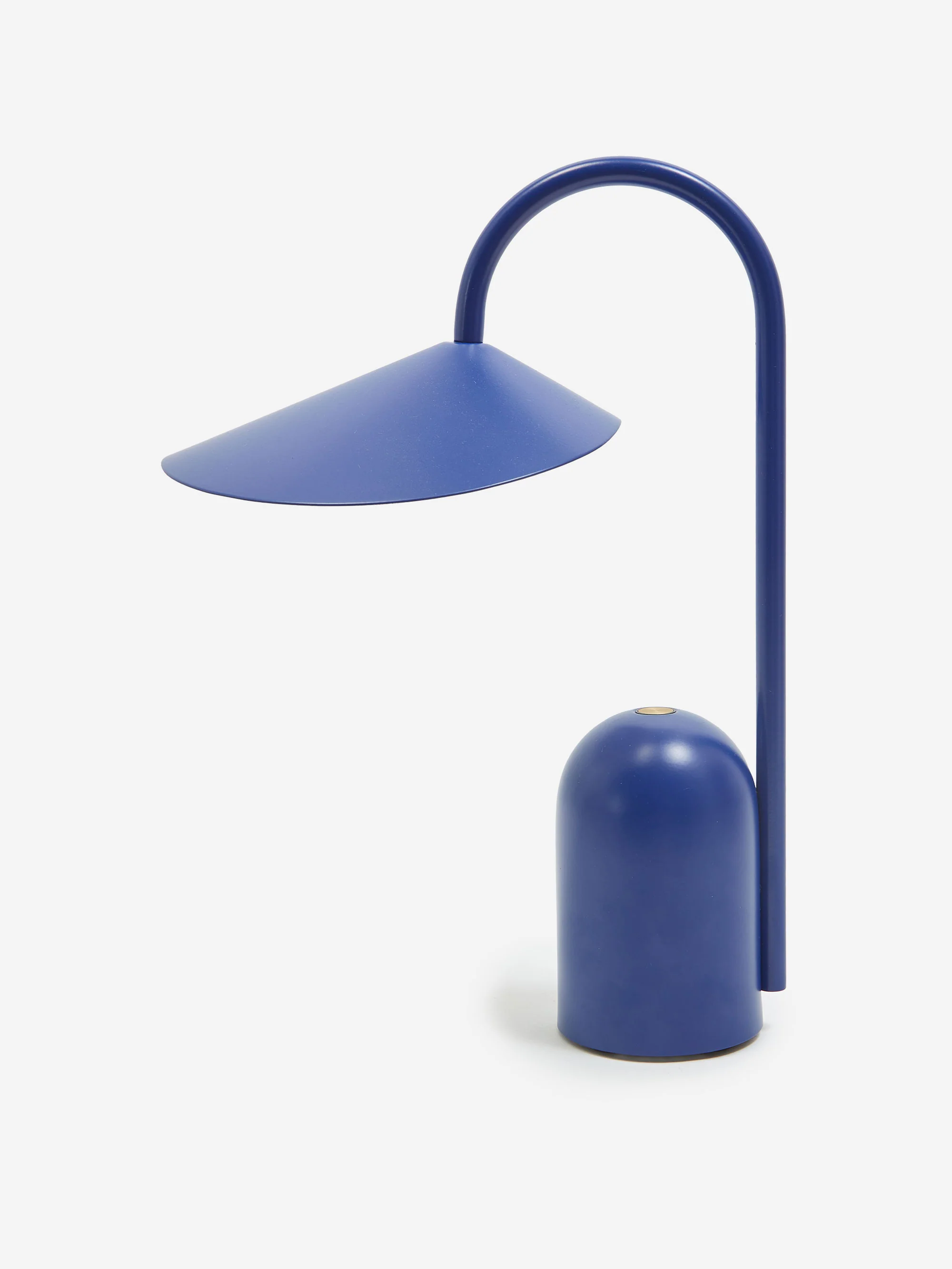 ferm LIVING Arum Portable Lamp - Bright Blue