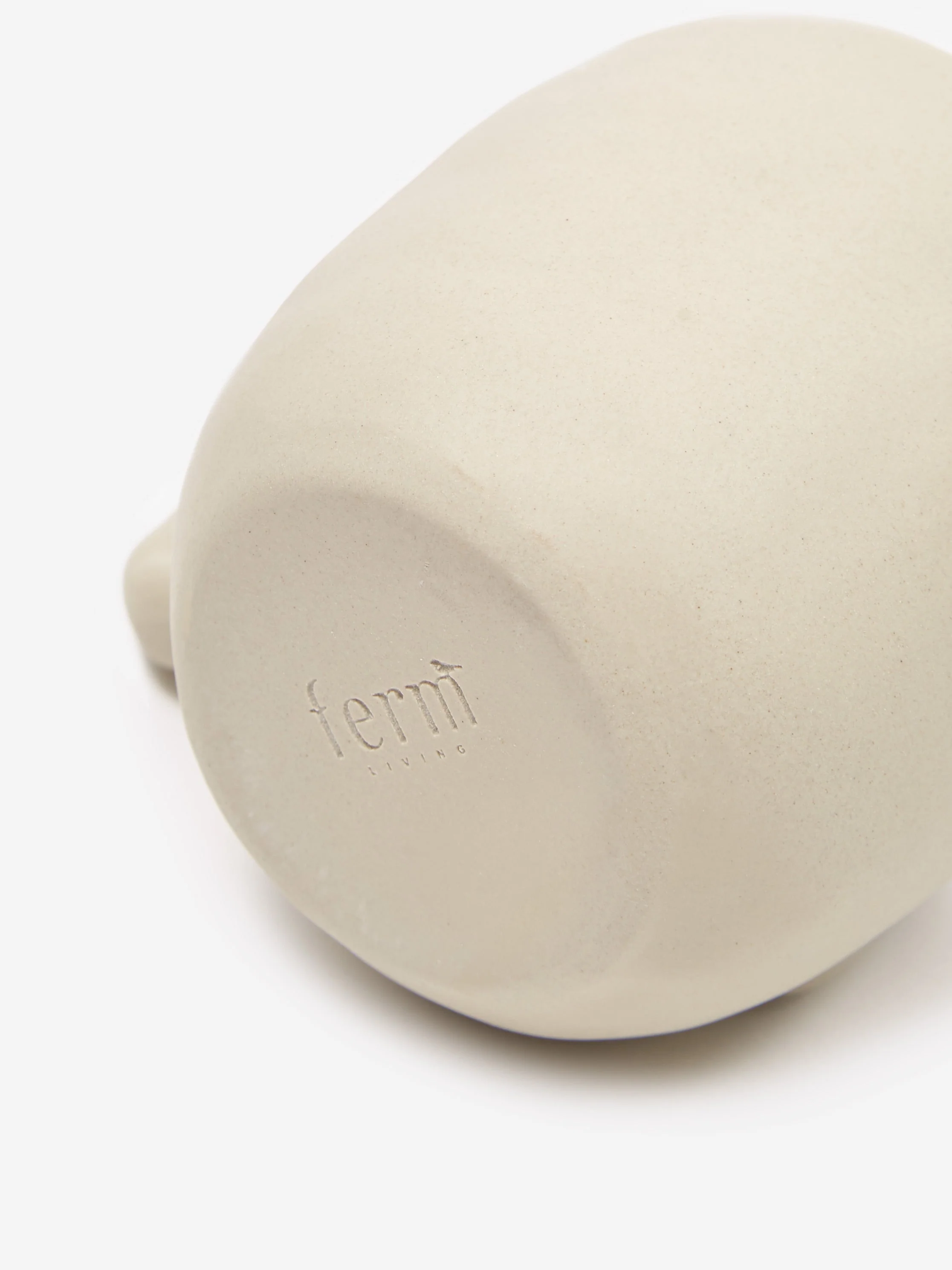 ferm LIVING Mus Plant Pot Small - Sand - Image 5