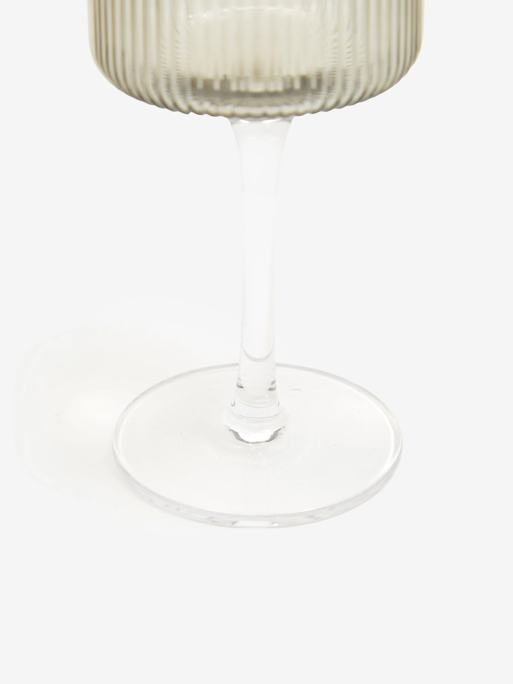 ferm LIVING Ripple White Wine Glasses Set of 2 - Smoked Grey - Image 3