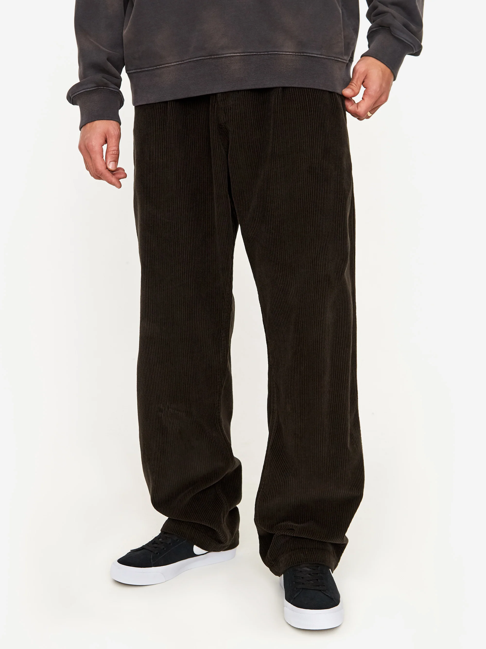 General Admission Midtown Pleated Trouser - Black - Image 6