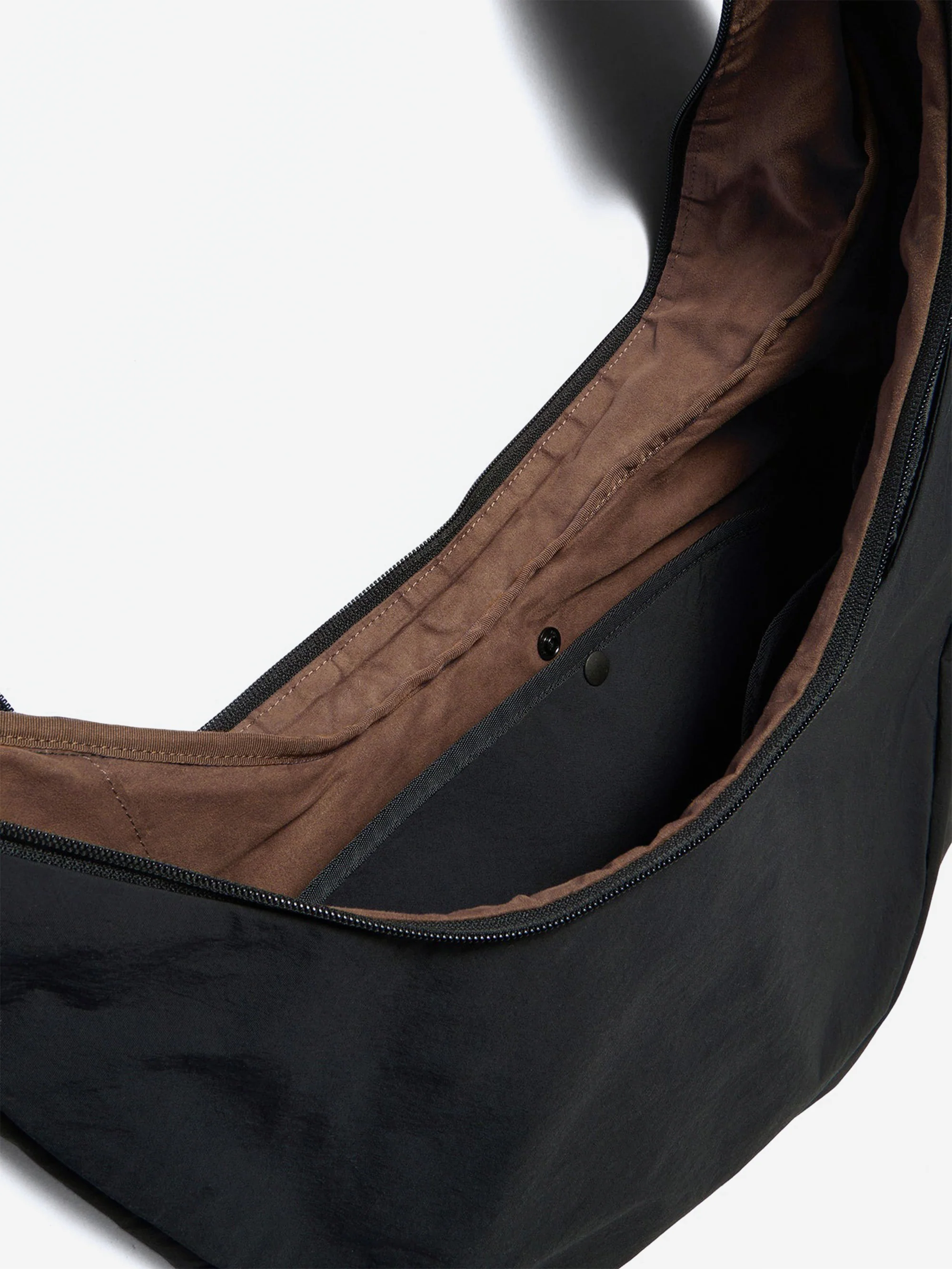 Goldwin 0 Helicoid Sling Bag - Black - Image 3