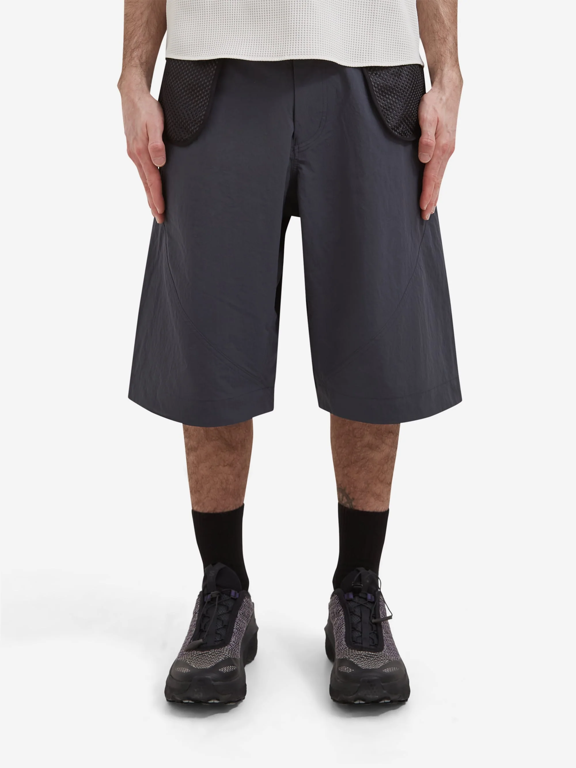 Goldwin 0 Helicoid Pocket Shorts - Ink Black - Image 2