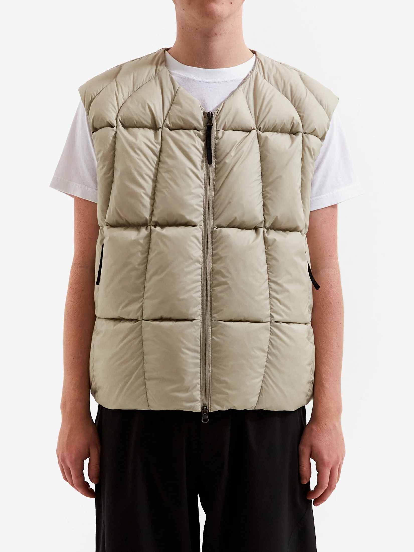 Goldwin 0 Three Dimensional Down Light Vest - Oatmeal - Image 2