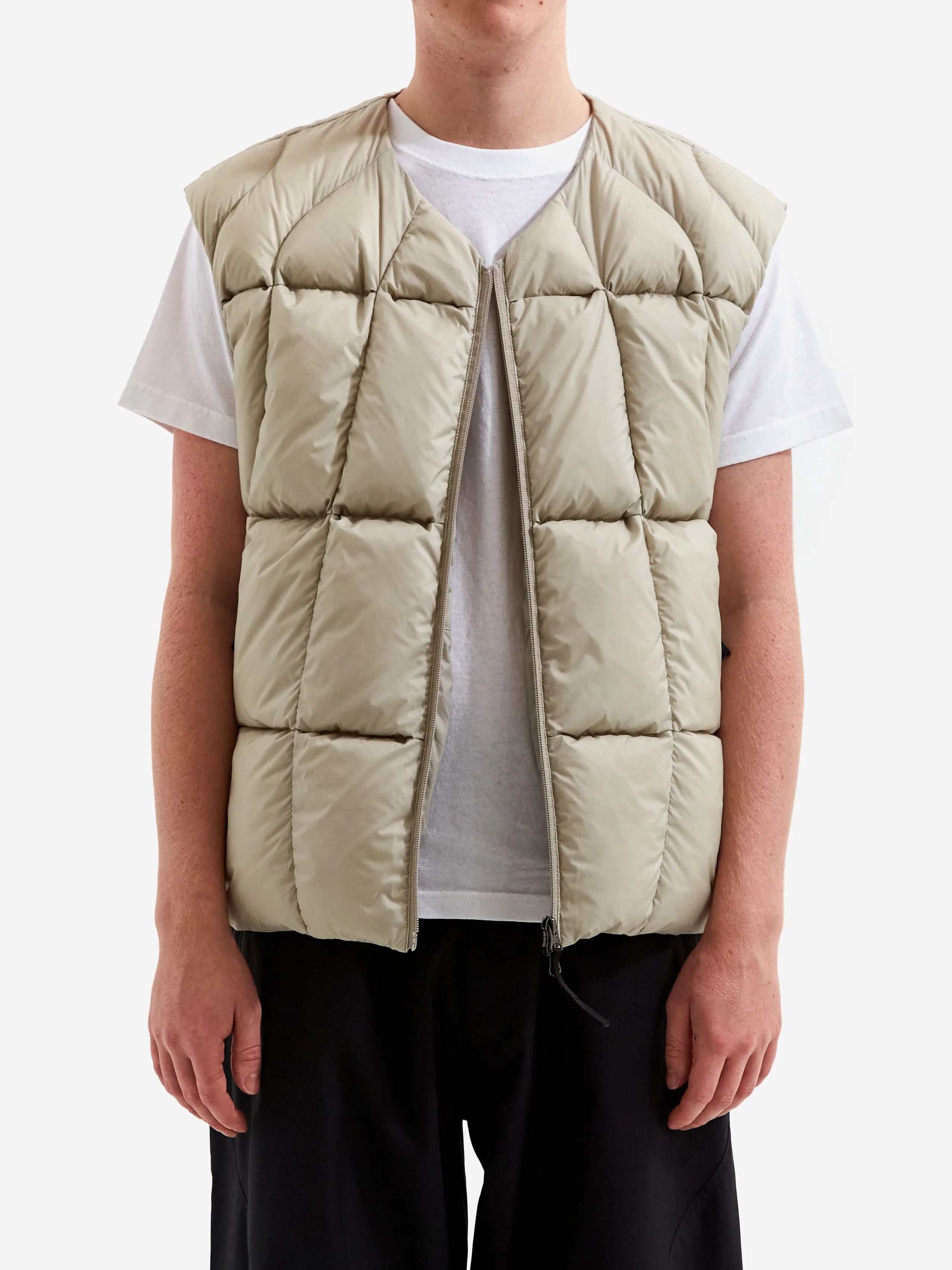 Goldwin 0 Three Dimensional Down Light Vest - Oatmeal - Image 5