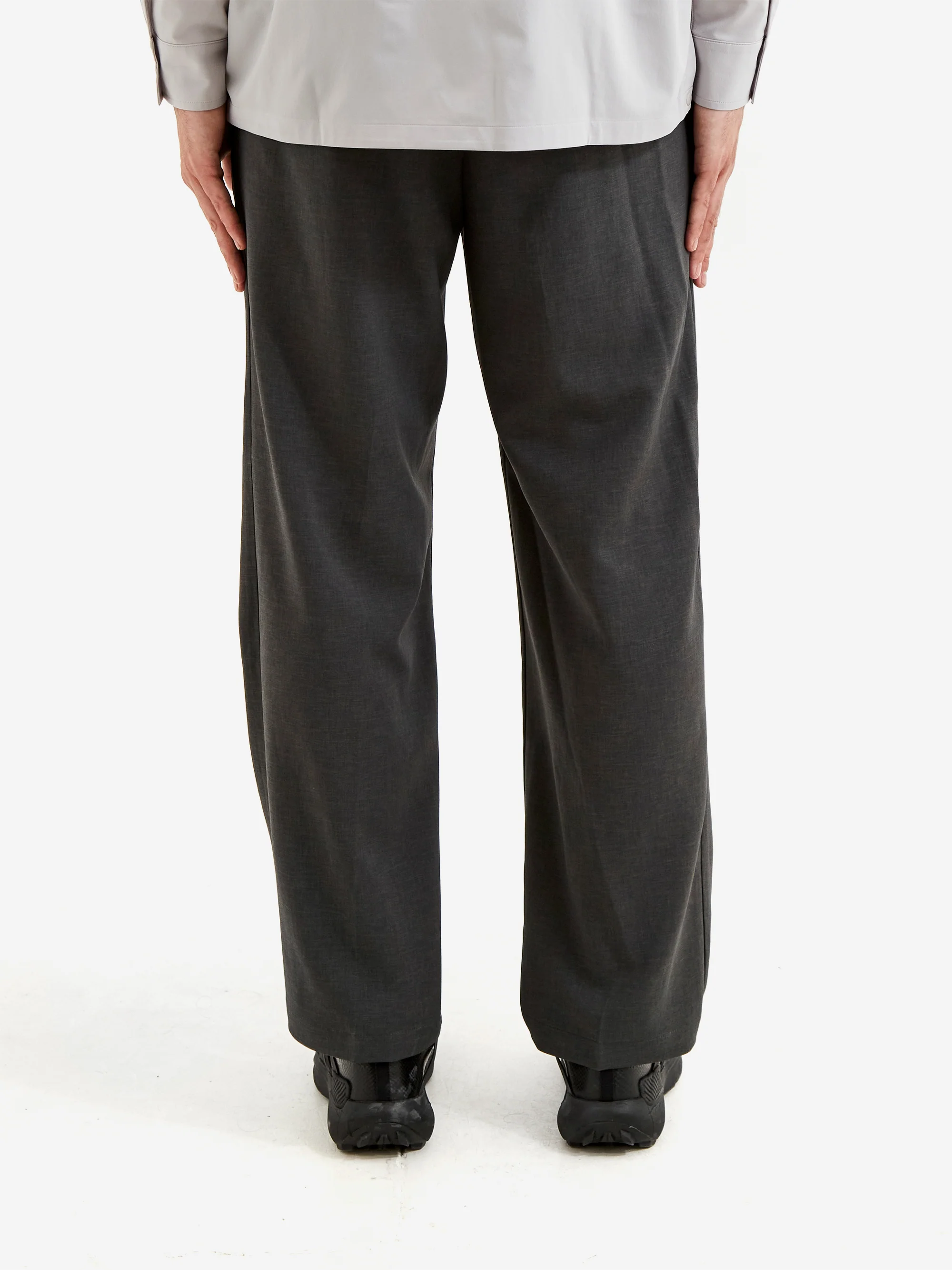 Goldwin One Tuck Straight Pants - Mix Gray - Image 6