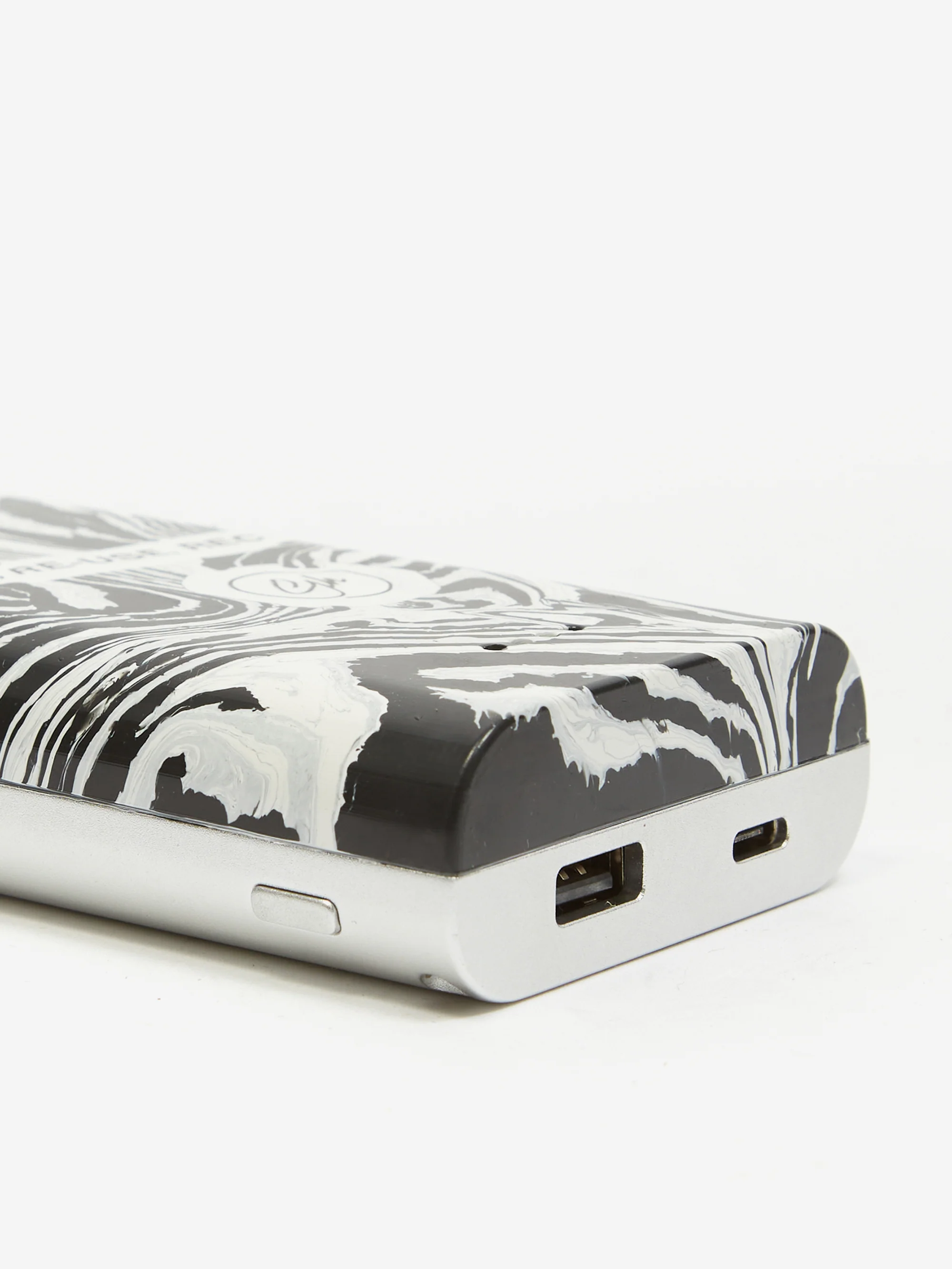 gomi x Goodhood Recycled Power Bank - Image 4