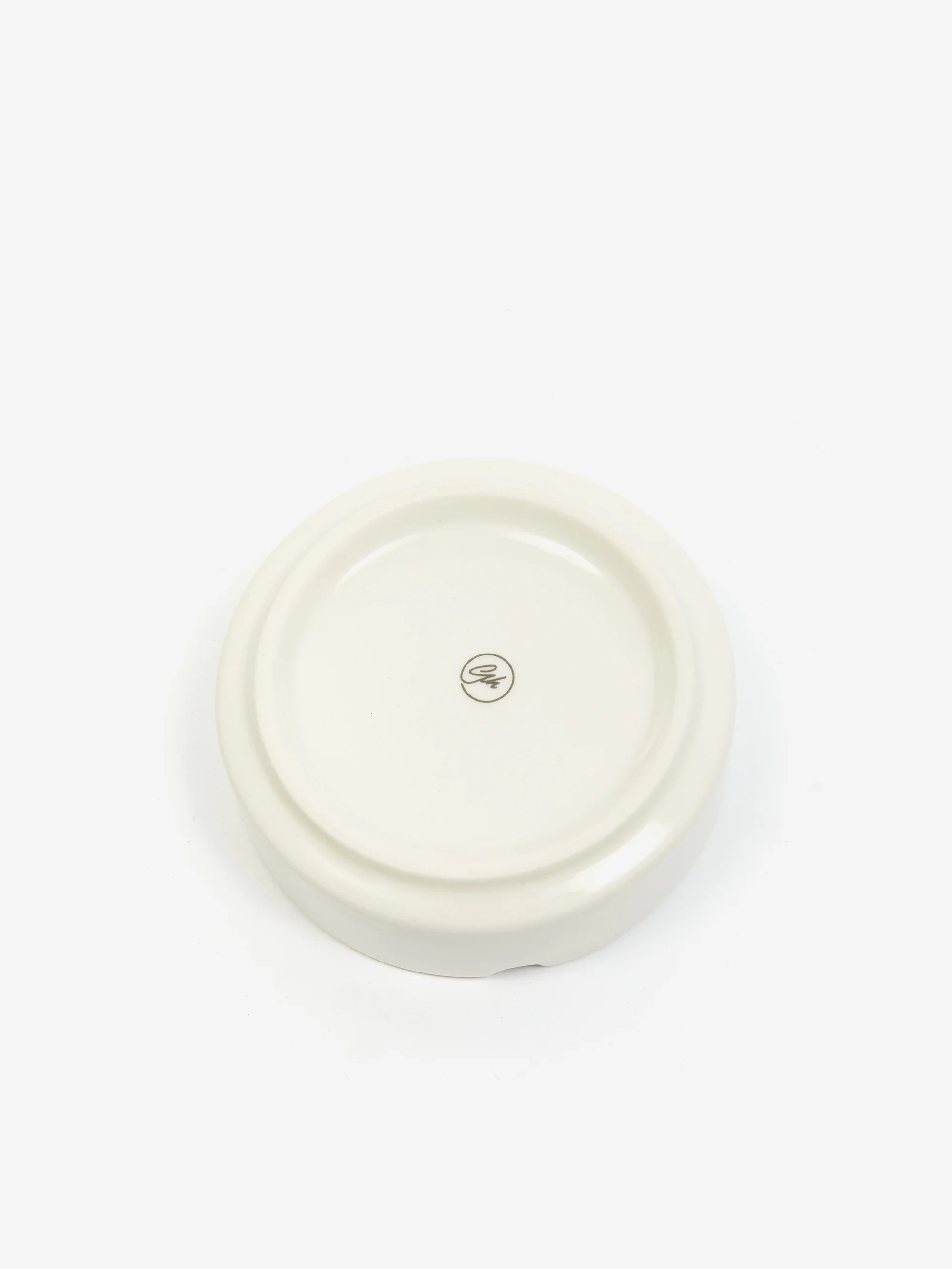 Goodhood Worldwide x Ed Davis Yin-Yang Ashtray - White - Image 4