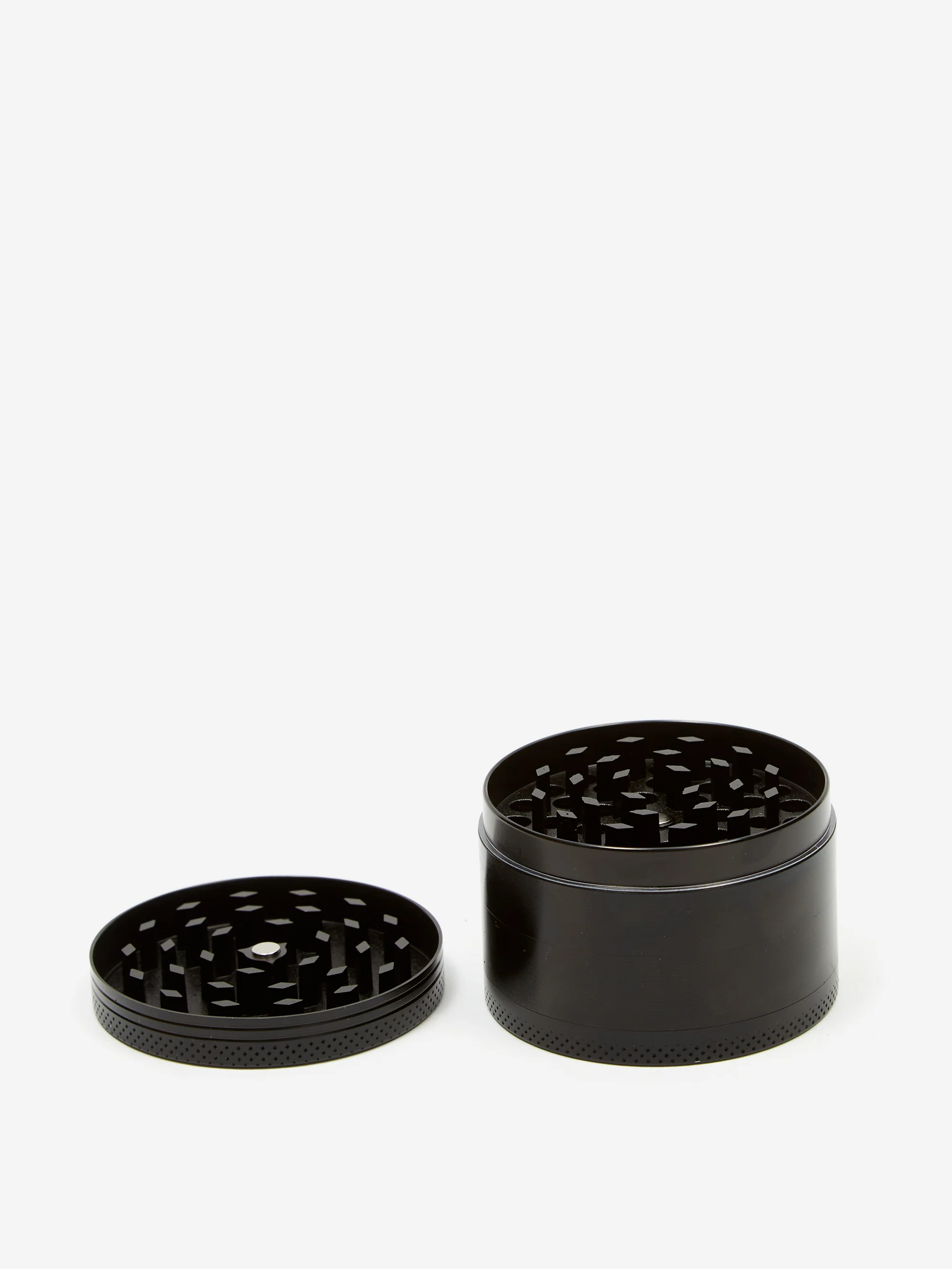 Goodhood London Bandana Print Grinder - Image 2