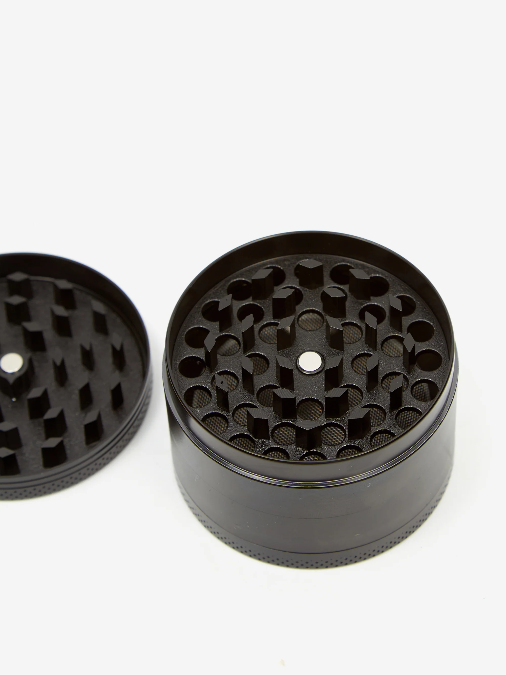 Goodhood London Bandana Print Grinder - Image 5