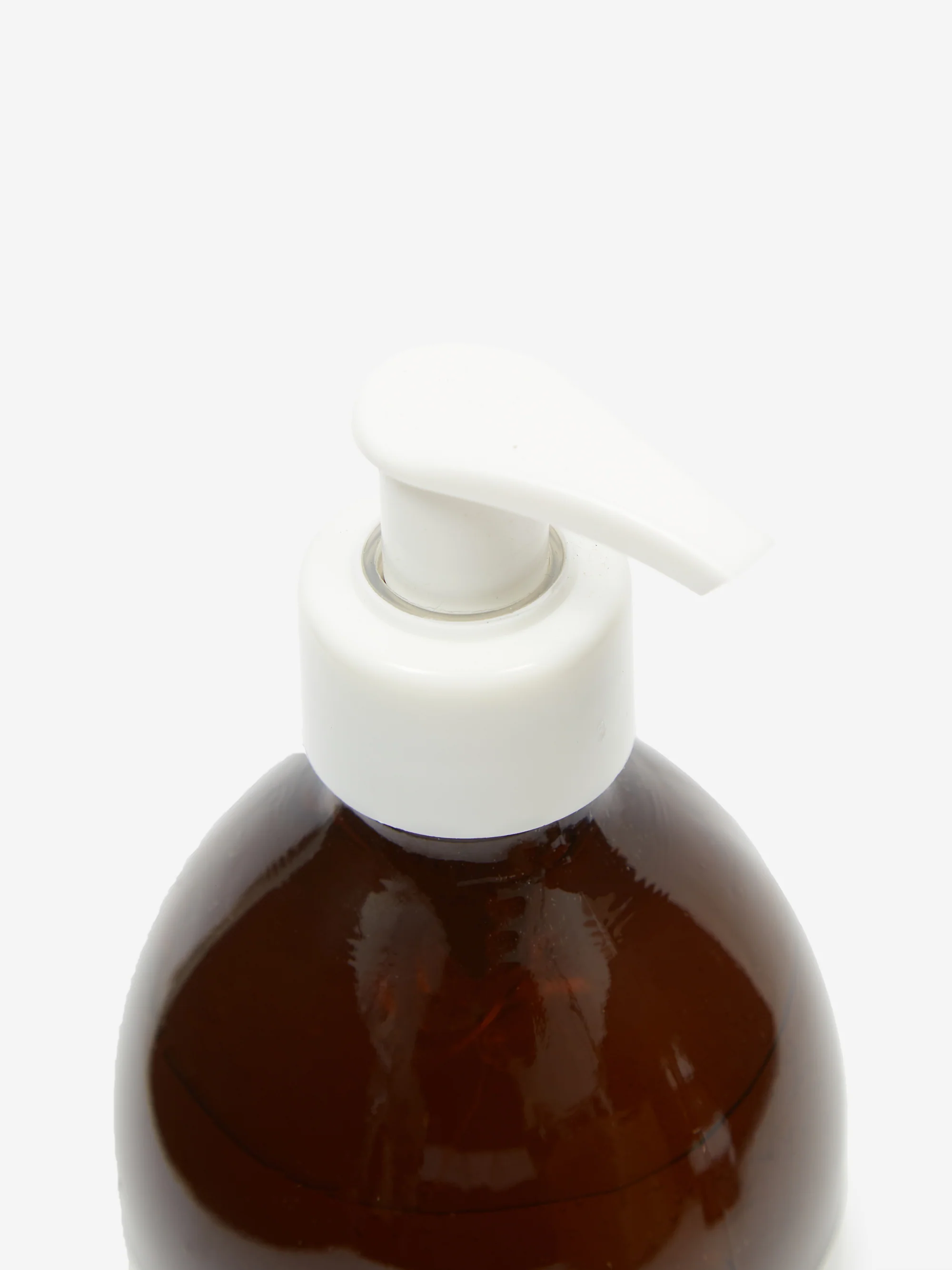 Harvest Skincare Shampoo Vetiver Root & Lemon Peel Oil - 500ml - Image 2