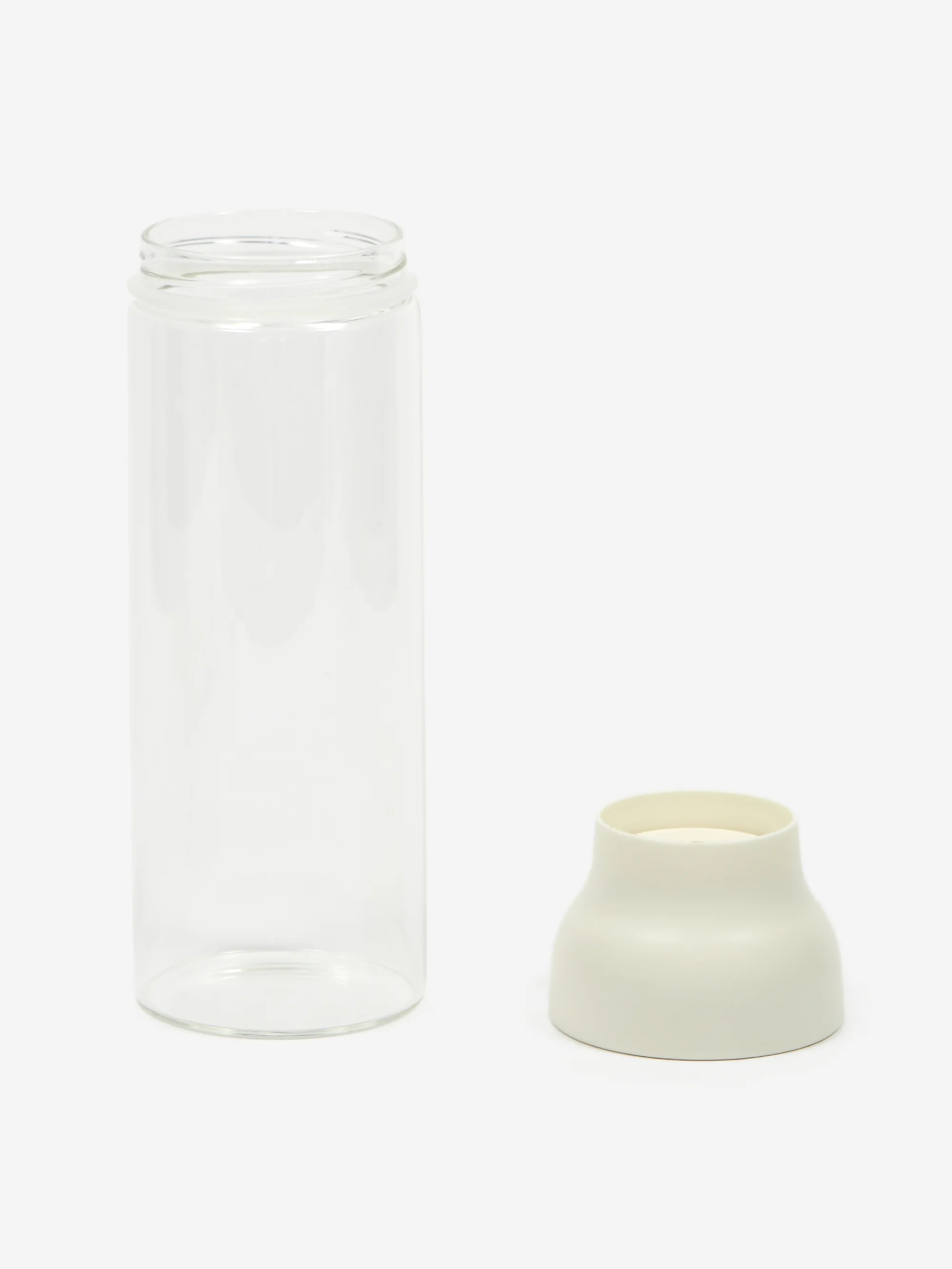 Kinto Capsule Water Carafe 1L - White - Image 3